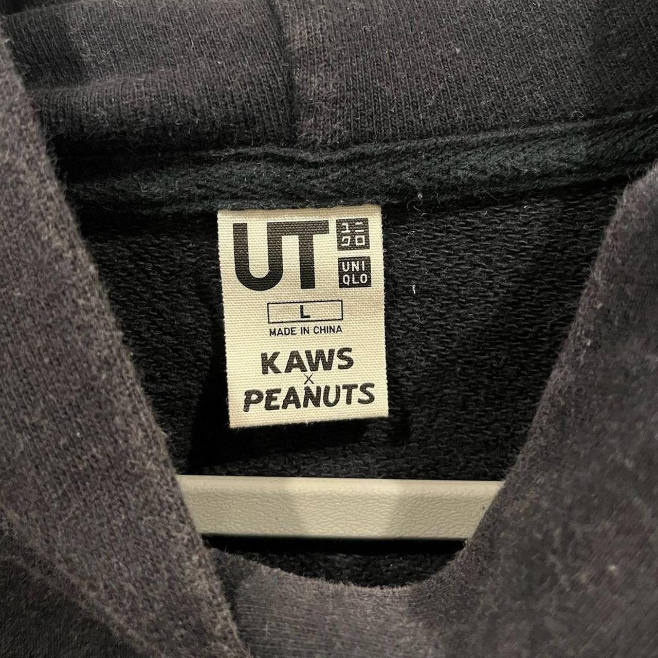 Kaws × Peanuts × Uniqlo Snoopy Black Hoodie Sweatshirt Streetwear Collab, L Size US L / EU 52-54 / 3 - 2 Thumbnail