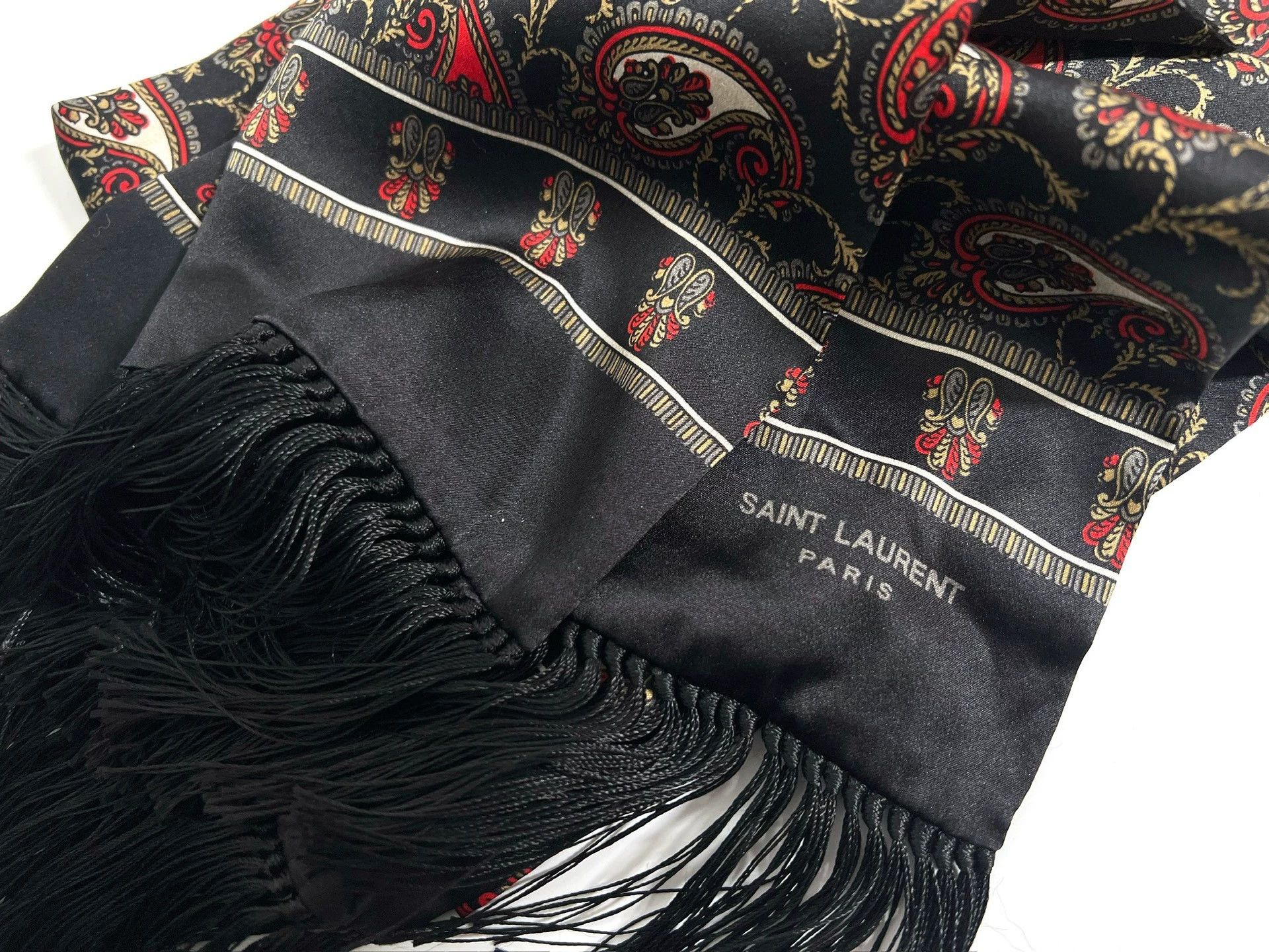 Saint Laurent Paris SLP16AW Saint Laurent Black Red Paisley Fringe Scarf Size ONE SIZE - 3 Thumbnail
