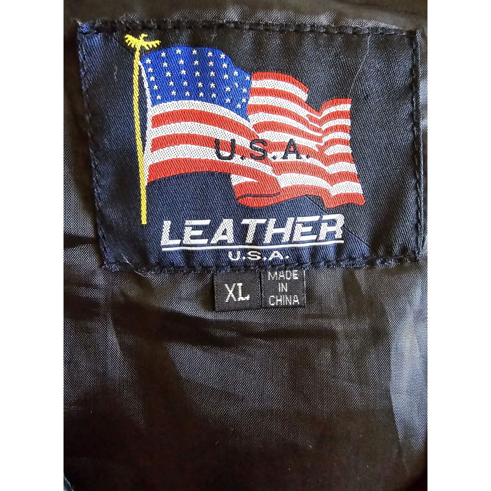 Vintage VINTAGE 80s Leather Biker Vest USA Leather Bald Eagle Button Up Pockets XL Mens Black Leather Vest Size US XL / EU 56 / 4 - 4 Thumbnail