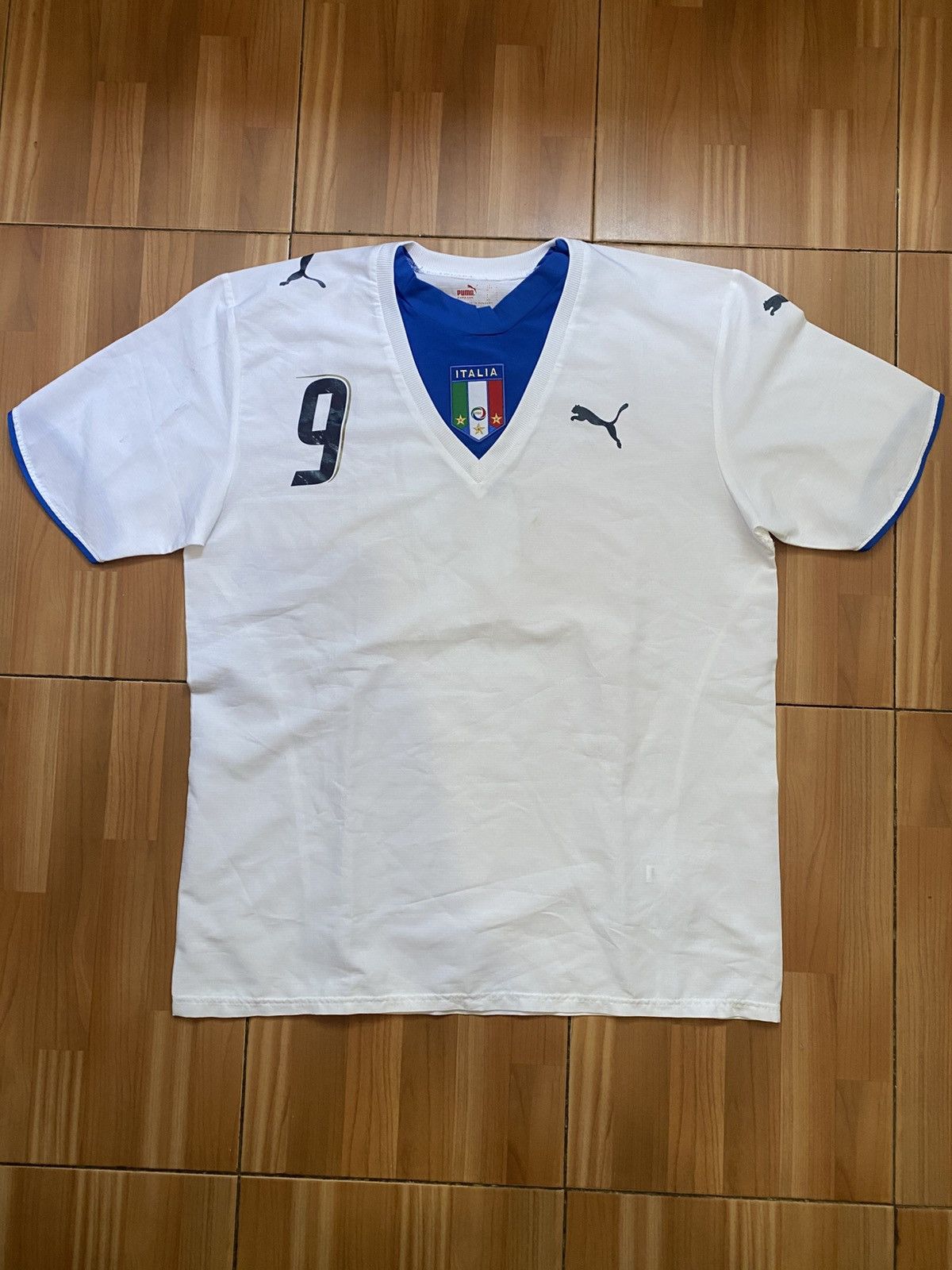 Puma Puma 2006 World Cup #9 Luca Toni Soccer Jersey Size US L / EU 52-54 / 3 - 1 Thumbnail