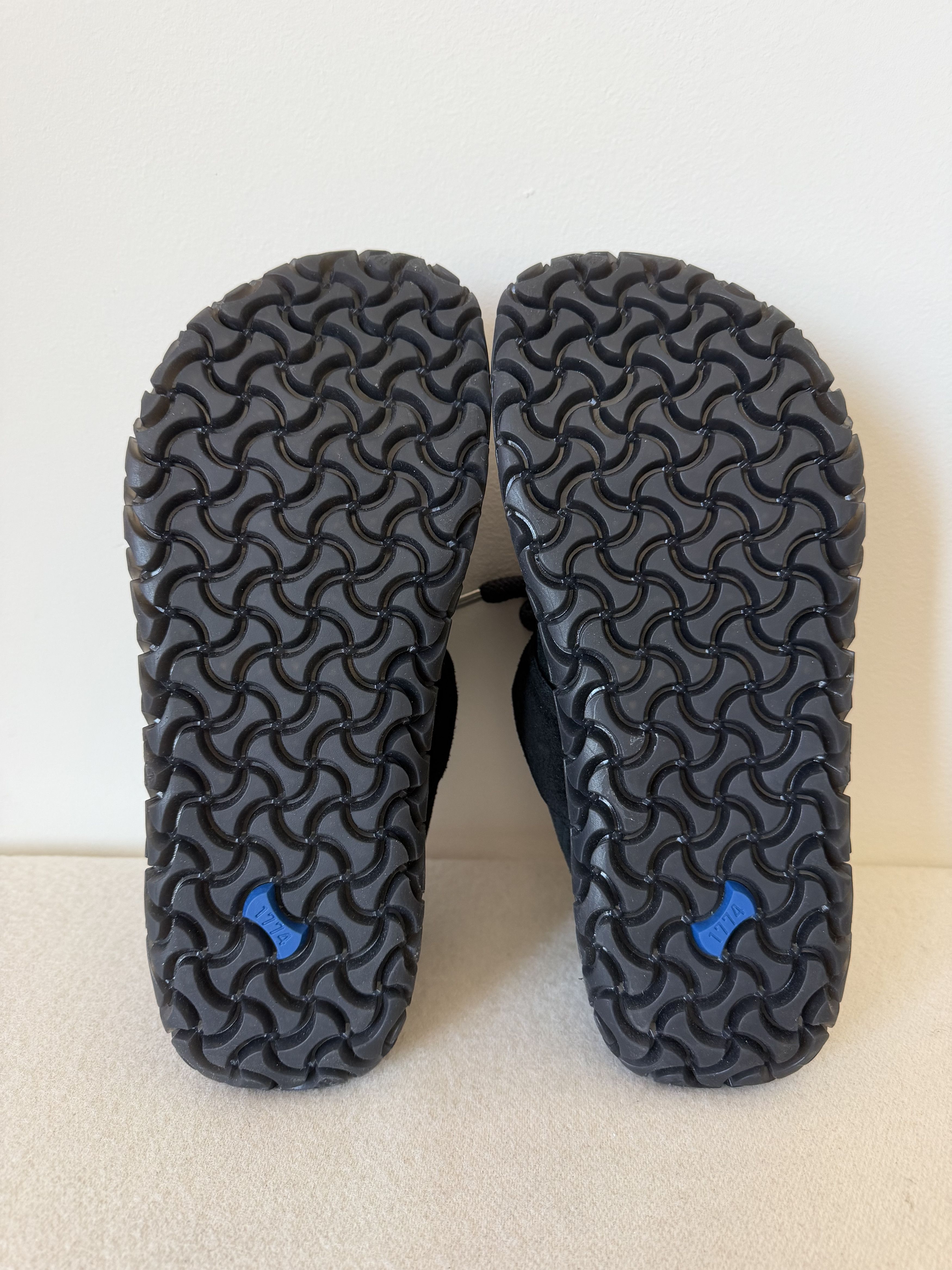 Birkenstock Birkenstock 1774 Goerlitz Sneakers in Black Suede Size US 9 / EU 42 - 6 Thumbnail