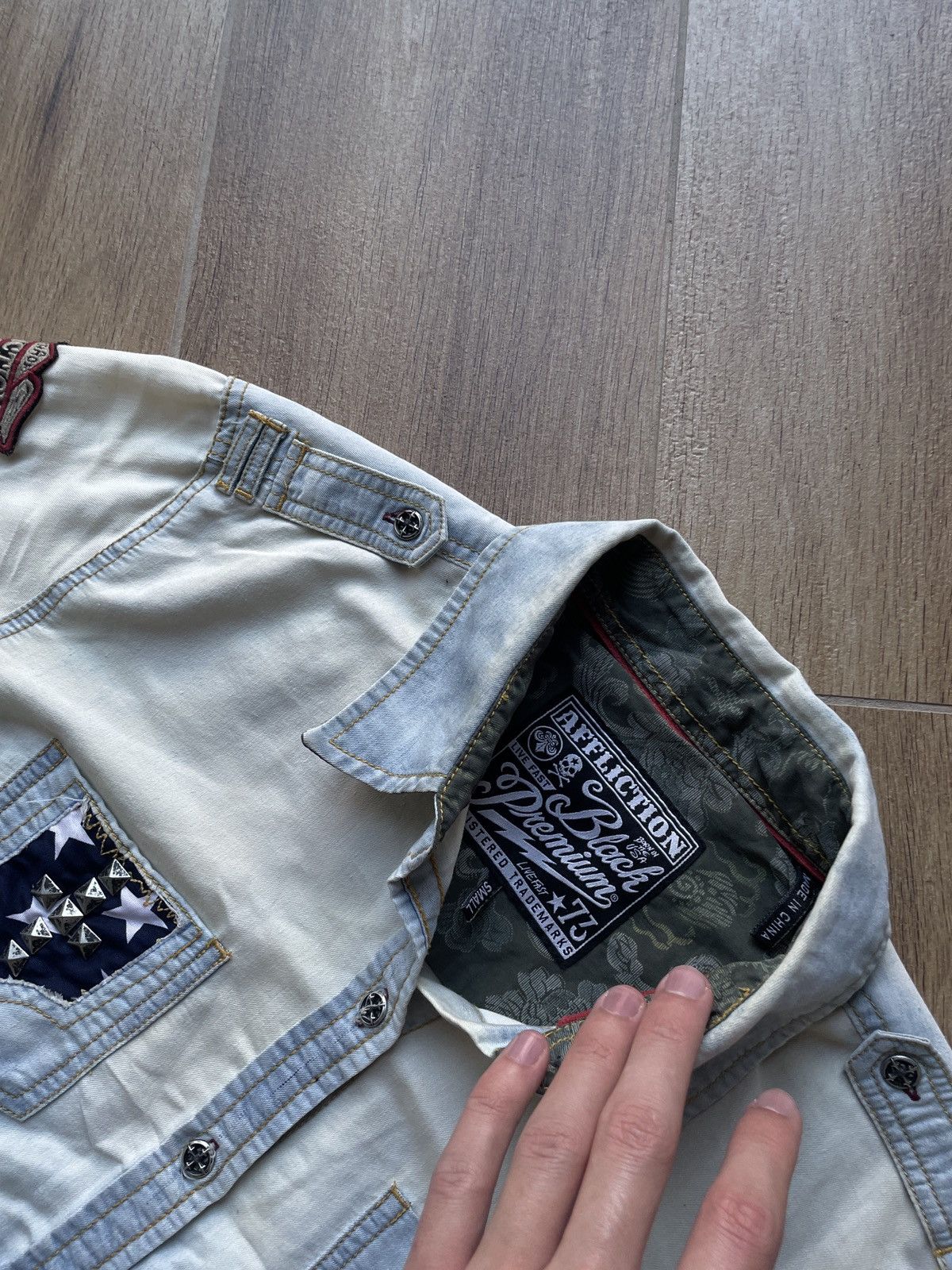Affliction Vintage Affliction Shirt USA Flag Avant Garde Japanese Y2K Size US S / EU 44-46 / 1 - 7 Thumbnail