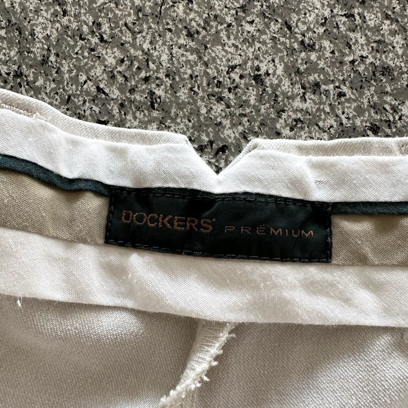 Dockers DOCKERS Pants Mens 38x34 Flat Front Khakis Stretch Relaxed Regular Ivory Solid Front Type: Flat Front Style: Khakis Size US 38 / EU 54 - 4 Thumbnail