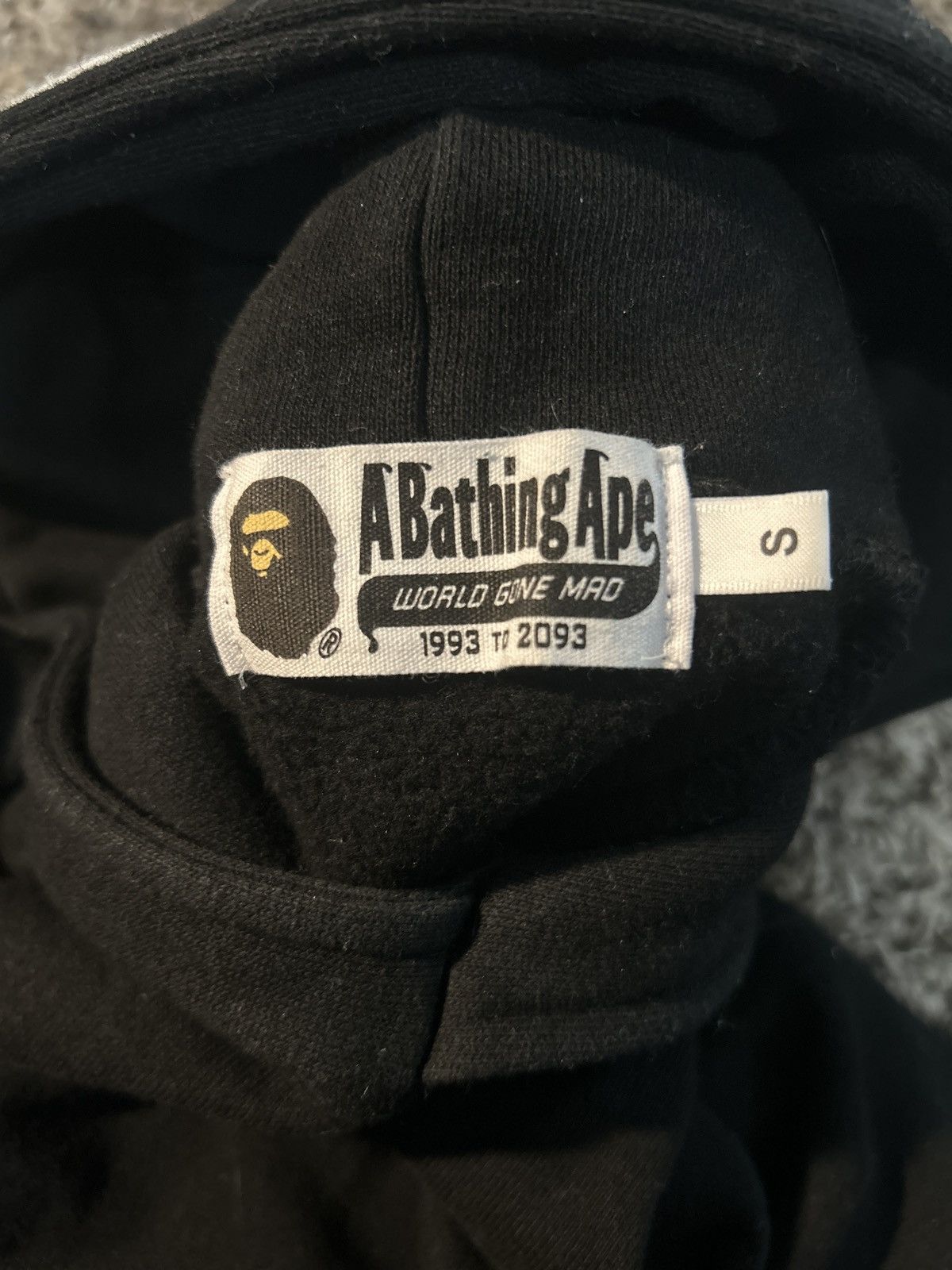 Bape A BATHING APE BLACK SHARK PULLOVER HOODIE MENS Size US S / EU 44-46 / 1 - 6 Thumbnail