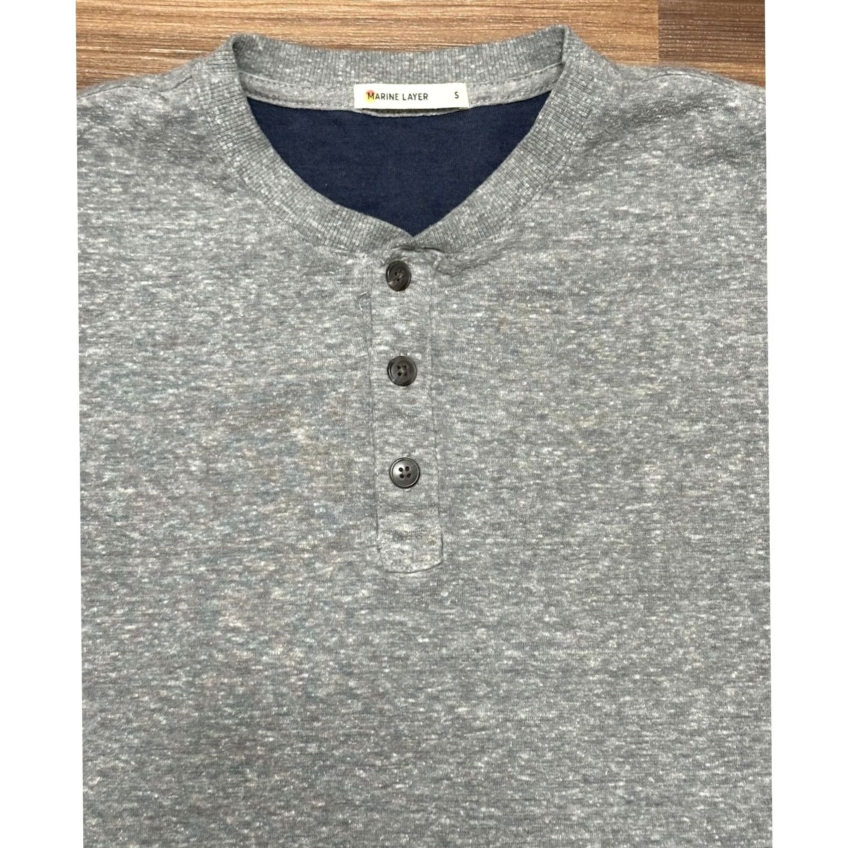 Marine Layer Marine Layer Mens Henley Shirt Long Sleeve Heather Gray Knit Cotton Base Layer Size S Size US S / EU 44-46 / 1 - 3 Thumbnail