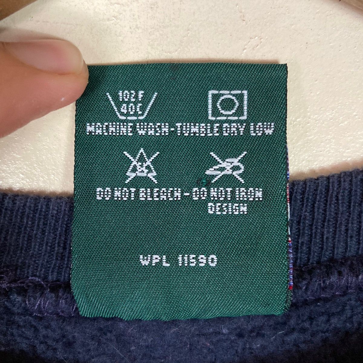 Vintage Vintage MV Sports Apparel Pullover Jumper Sweatshirt Size US XXL / EU 58 / 5 - 8 Thumbnail