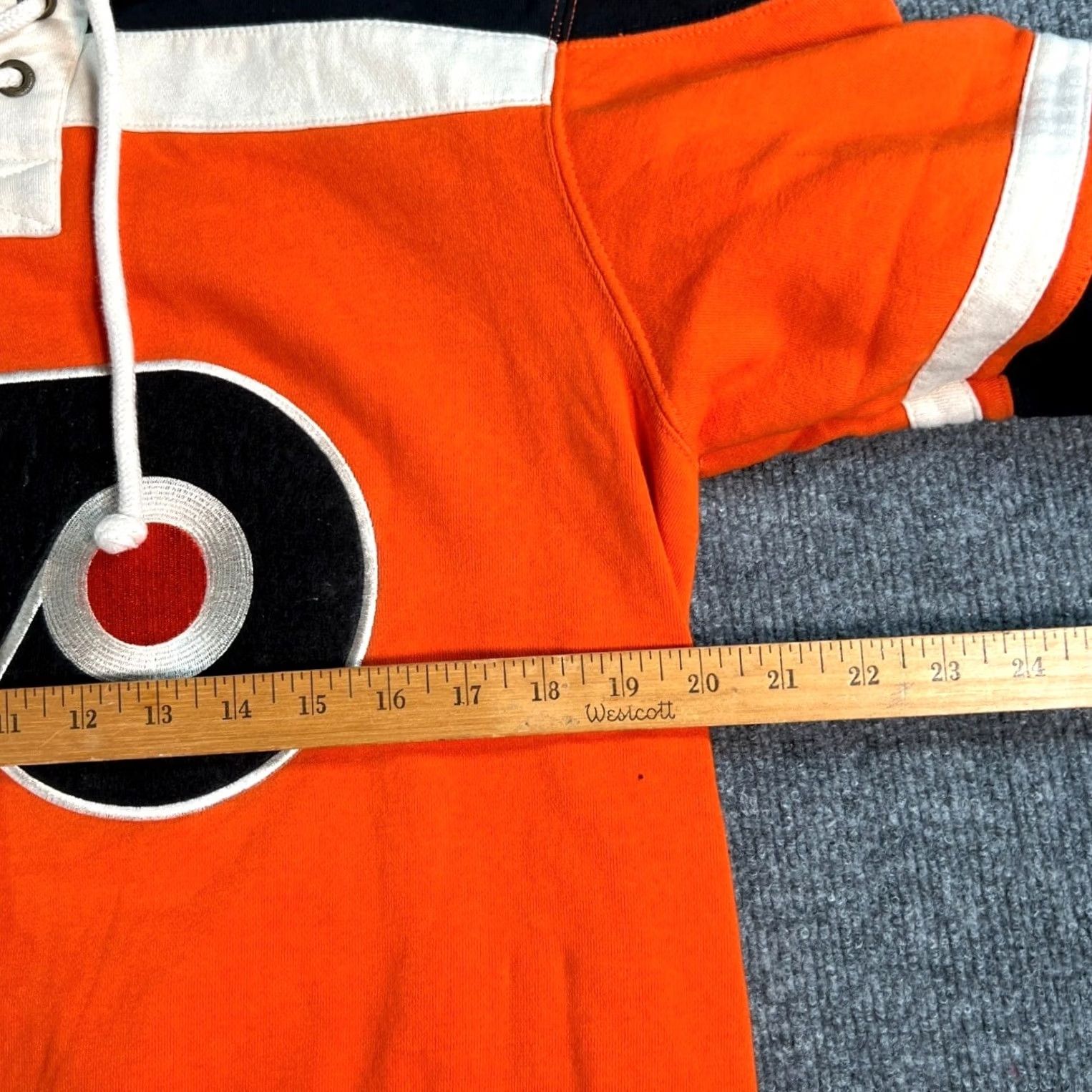 Vintage VINTAGE? No. (Oops) Size US S / EU 44-46 / 1 - 7 Thumbnail