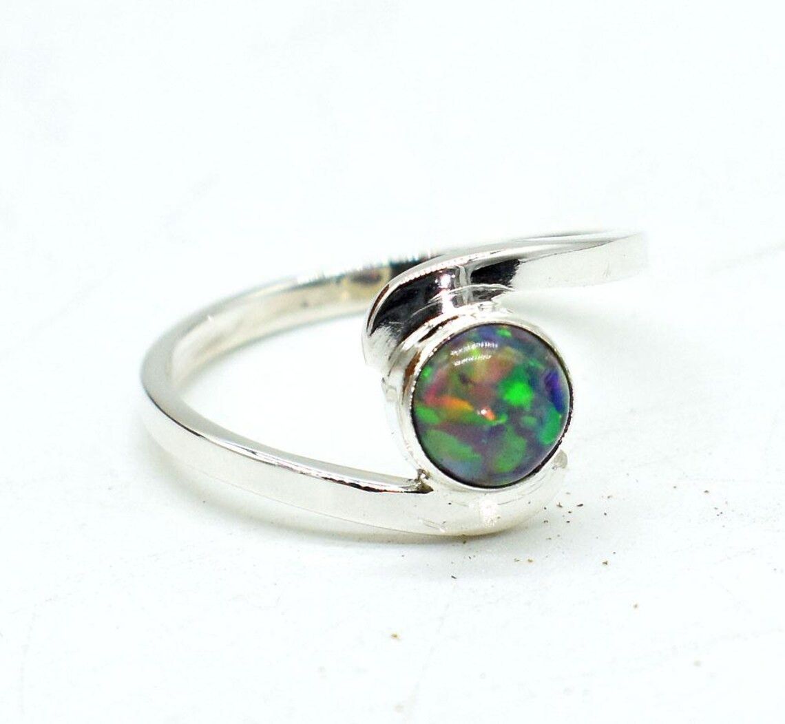 Handmade Fire Opal 925 Silver Ring: Cabochon Gemstone Ring for Women Size ONE SIZE - 1 Thumbnail