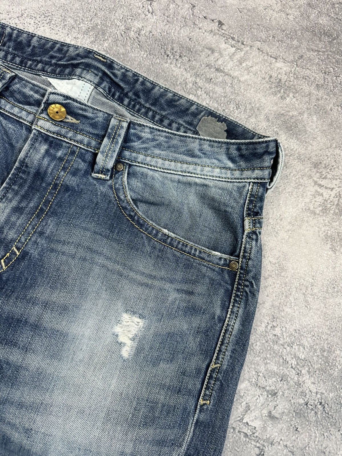Diesel Diesel Industry Vintage Distressed Denim Faded Jeans 30 Size US 30 / EU 46 - 8 Thumbnail