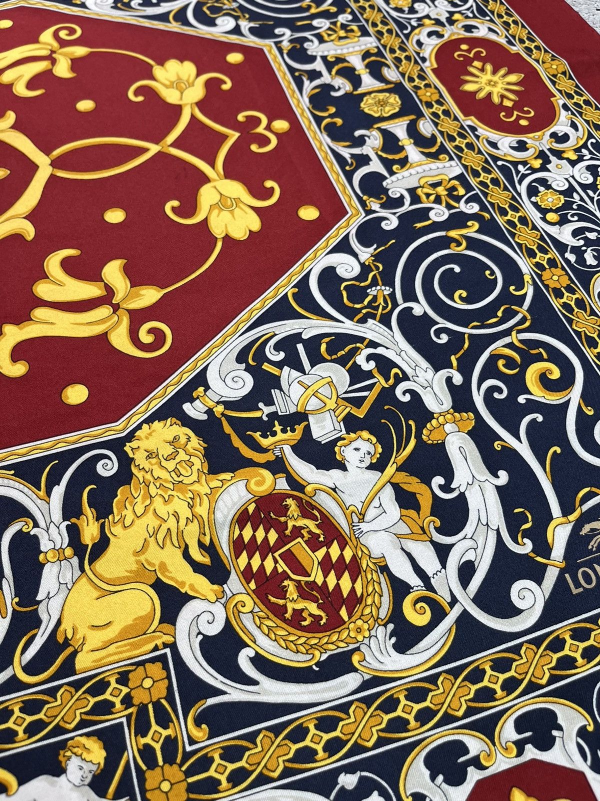 Longchamp Longchamp Vintage Scarf 88x83 Baroque Red Gold Navy France Size ONE SIZE - 6 Thumbnail