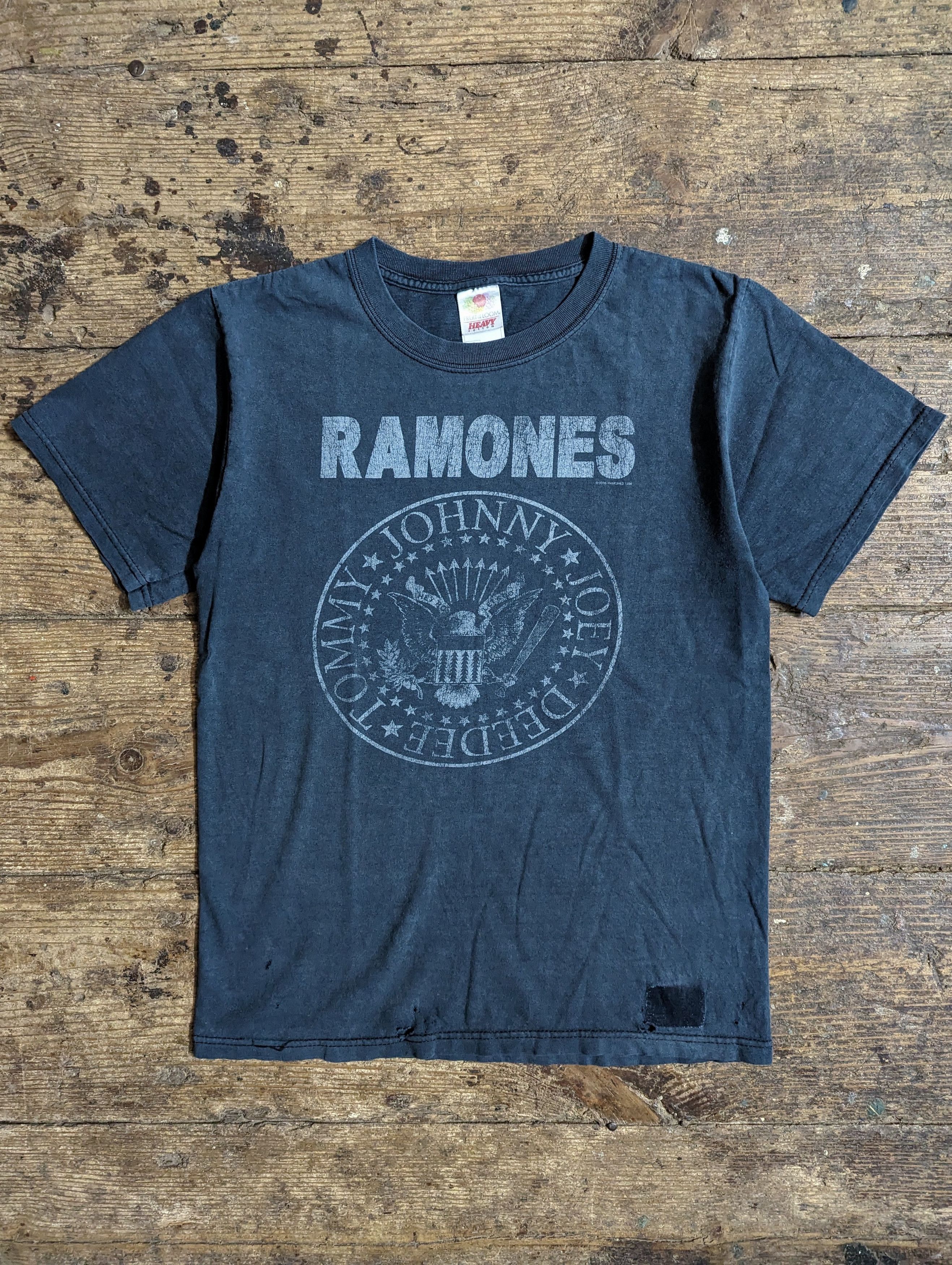 Band Tees 2005 Ramones "Hey Ho Let's Go" T Shirt Size US S / EU 44-46 / 1 - 2 Thumbnail