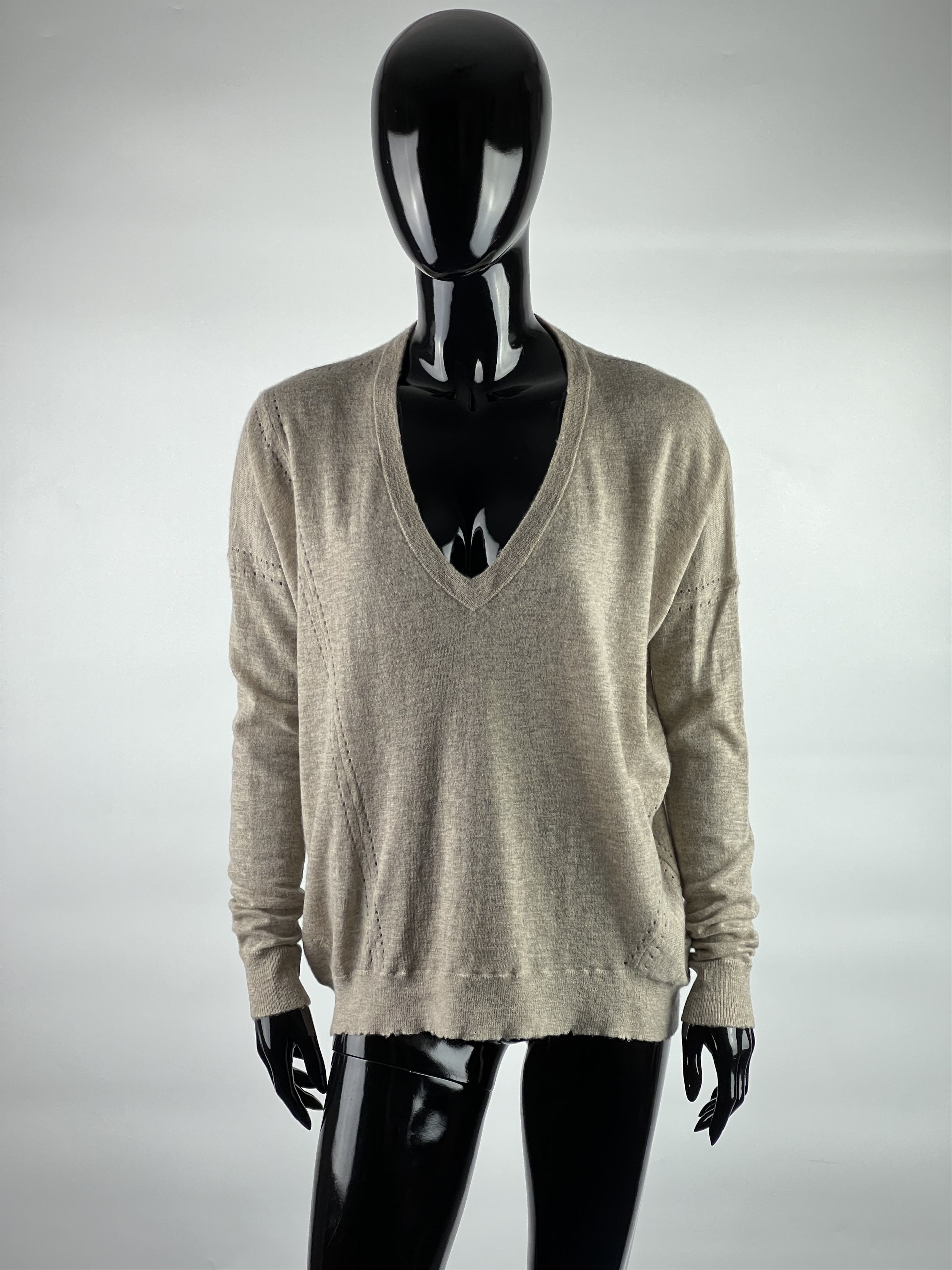 Zadig & Voltaire Zadig & Voltaire Women's 100% Cashmere V-Neck Sweater Size M Size M / US 6-8 / IT 42-44 - 1 Thumbnail