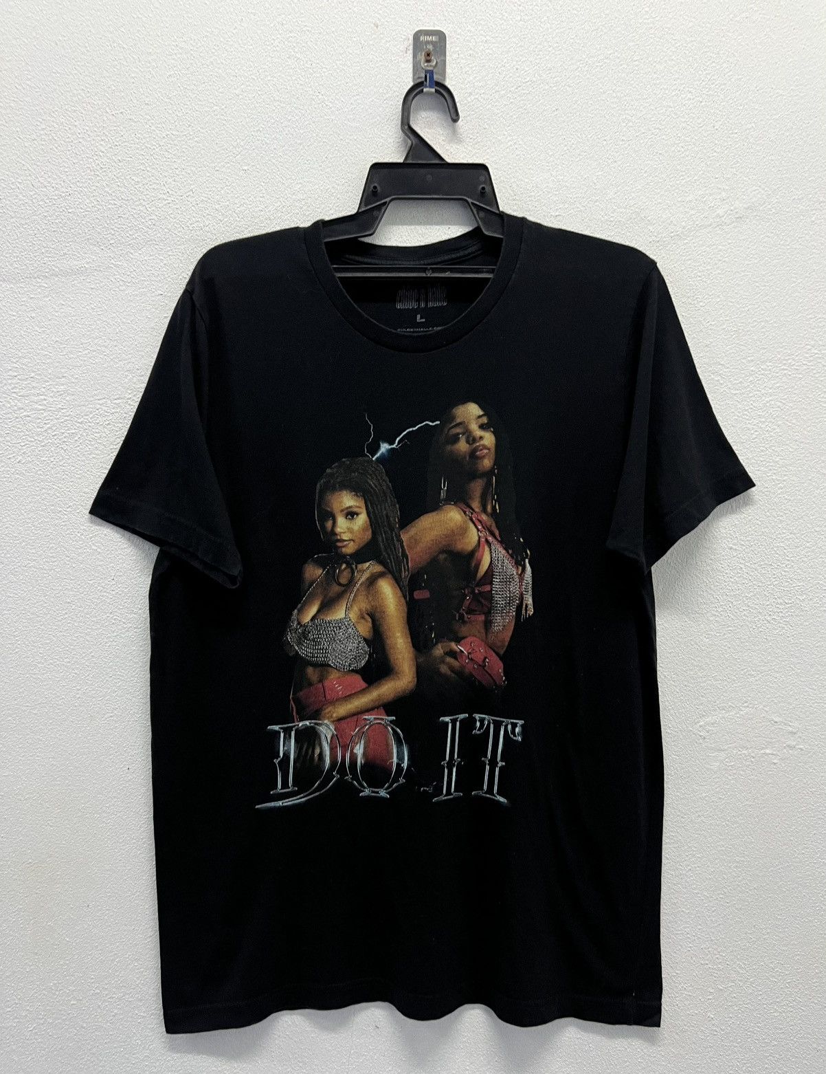 Band Tees × Vintage VINTAGE R&B DUO CHLOE X HALLE DO IT SHIRT Size US L / EU 52-54 / 3 - 1 Thumbnail