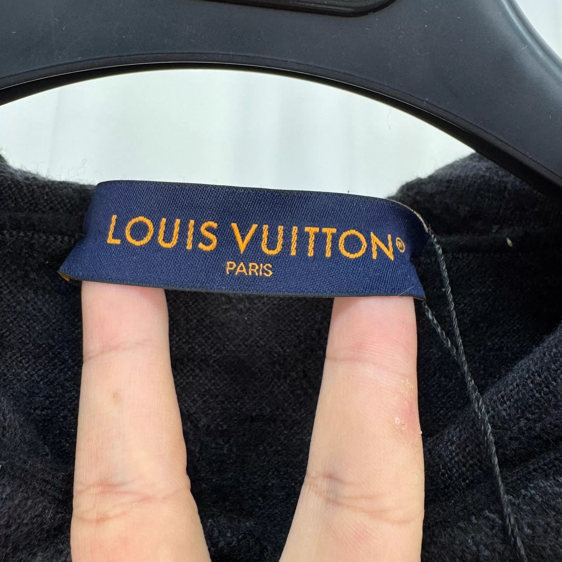 Louis Vuitton LV Monogram AOP Wool Knit Sweatshirt L Size US L / EU 52-54 / 3 - 5 Thumbnail