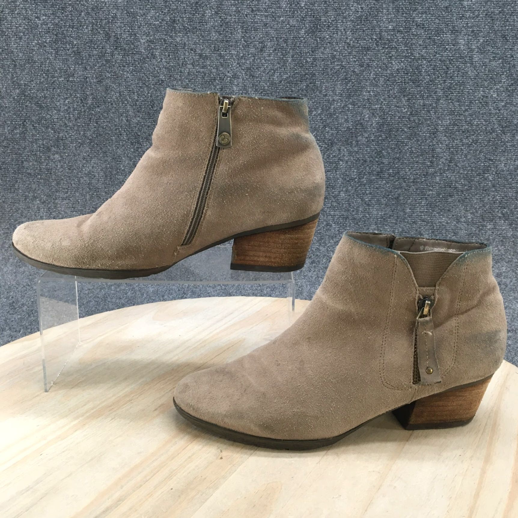 Blondo Blondo Waterproof Boots Womens 9 M Ankle Booties Tan Suede Casual Side Zip B5789 Size US 9 / IT 39 - 2 Thumbnail