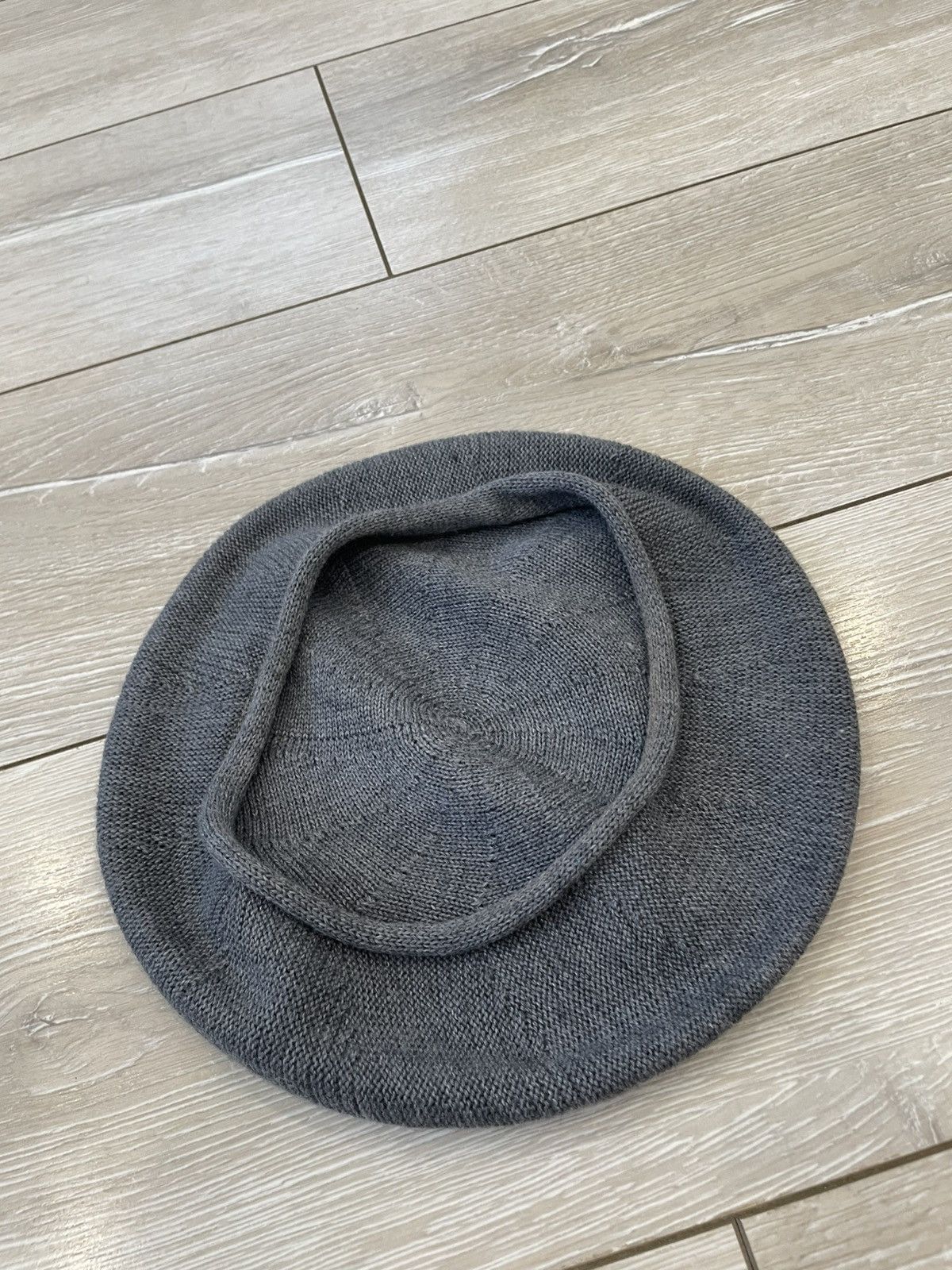 Giorgio Armani Vintage GIORGIO ARMANI Light Wool Beret hat Size ONE SIZE - 3 Thumbnail