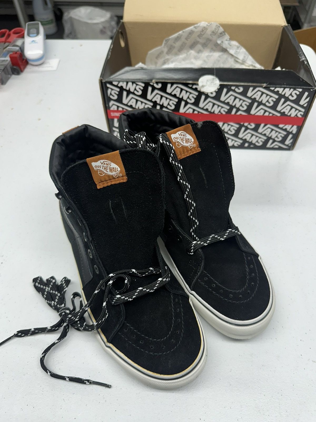 Vans Vans Sk8-Hi Hiker black size 9 Size US 9 / EU 42 - 1 Thumbnail