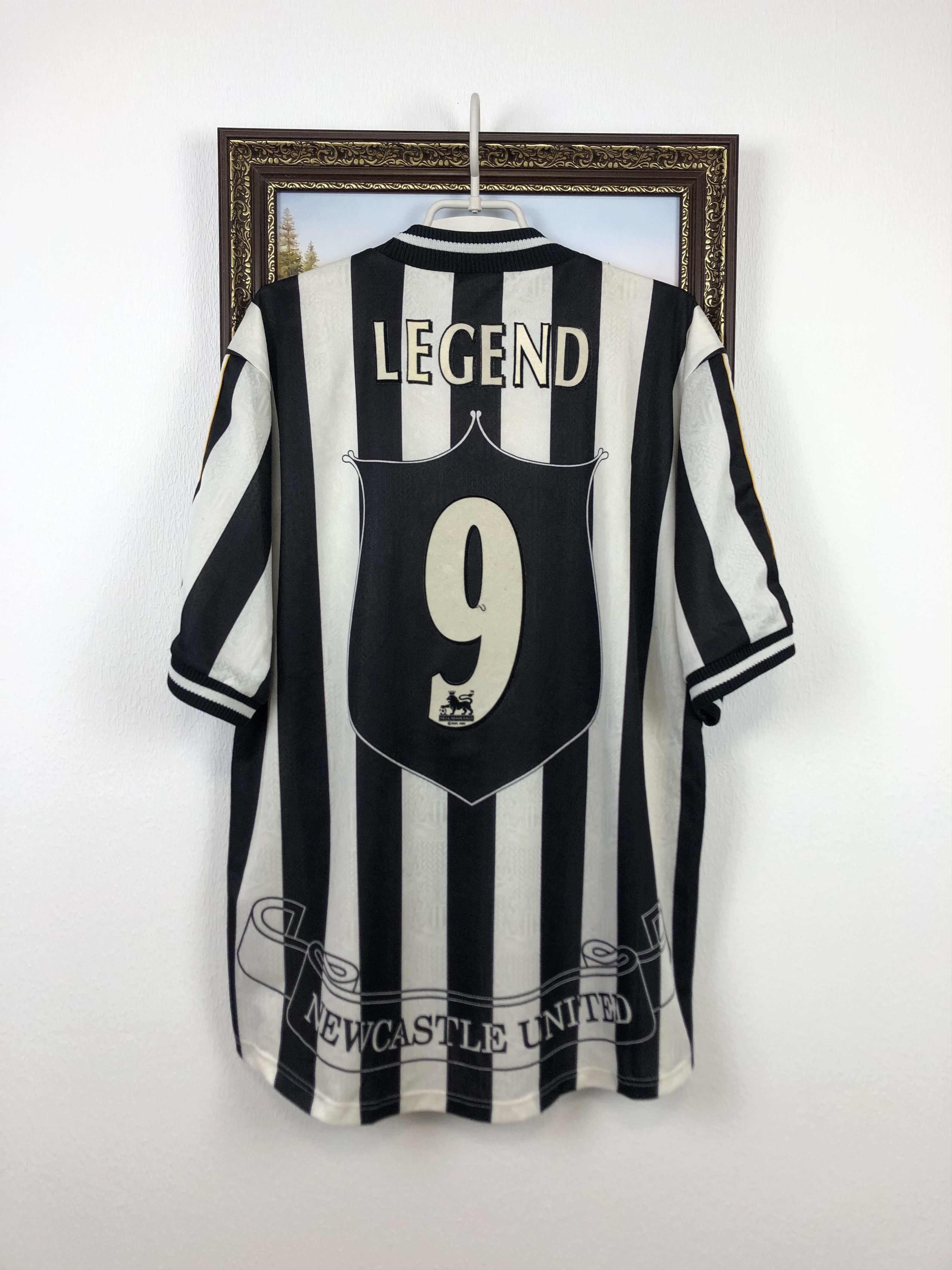 Adidas Newcastle football shirt 1997 Soccer Adidas #9 Legend Jersey Size US L / EU 52-54 / 3 - 8 Thumbnail