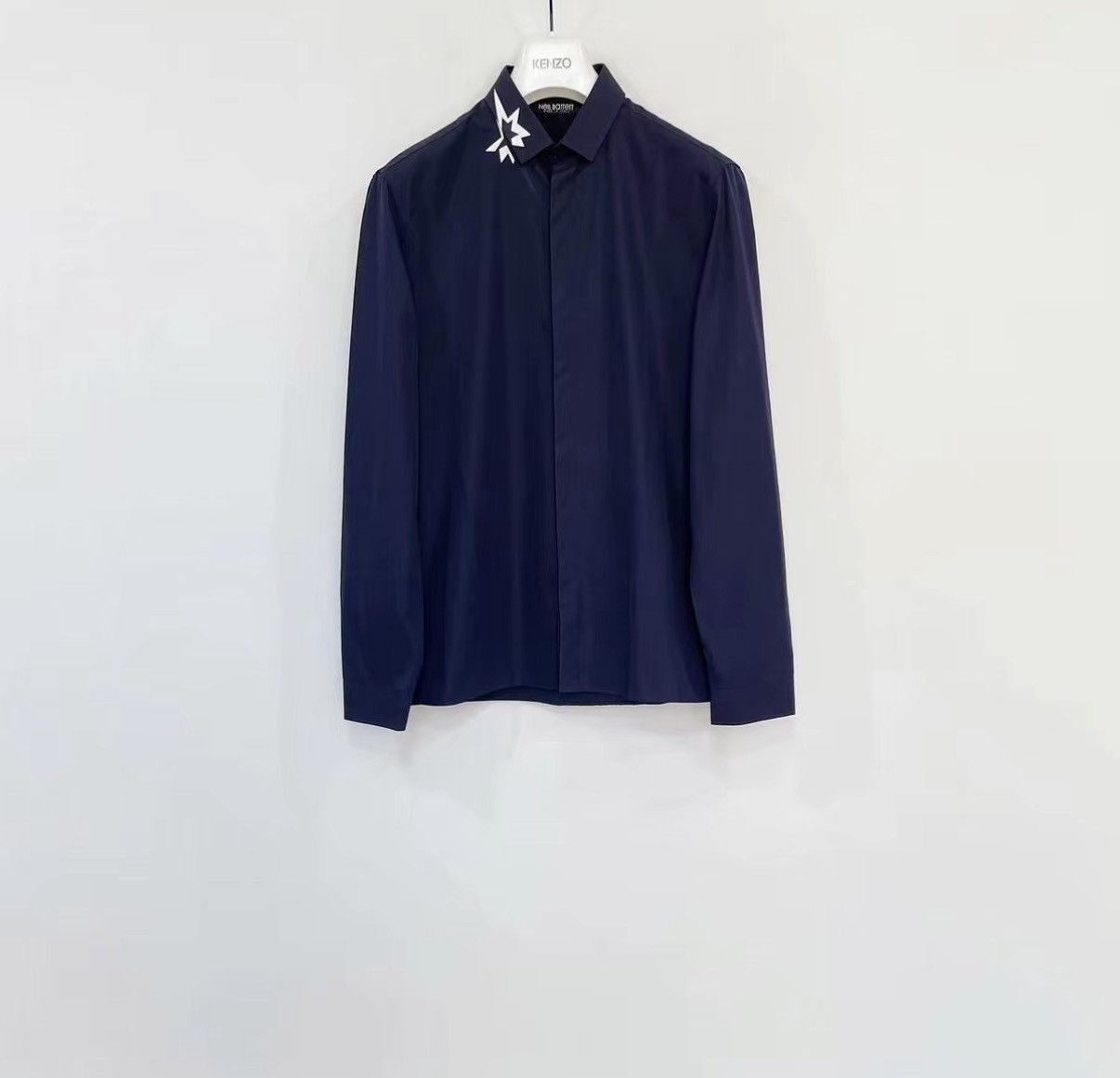 Neil Barrett Neil Barrett 100% Cotton Long Sleeve Shirt J30 Size US S / EU 44-46 / 1 - 1 Thumbnail