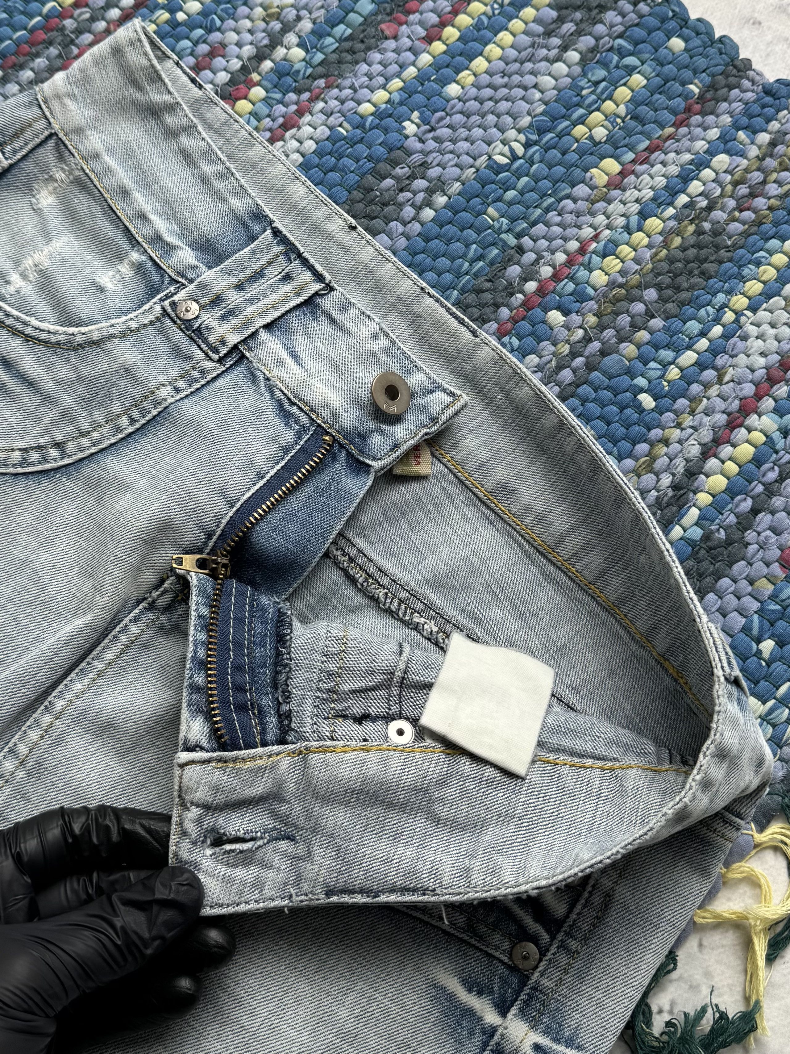 Vintage Vintage Mini Skirt Blue Low Rise Jean Skirt Y2K Faded Wash Size 30" / US 8 / IT 44 - 4 Thumbnail