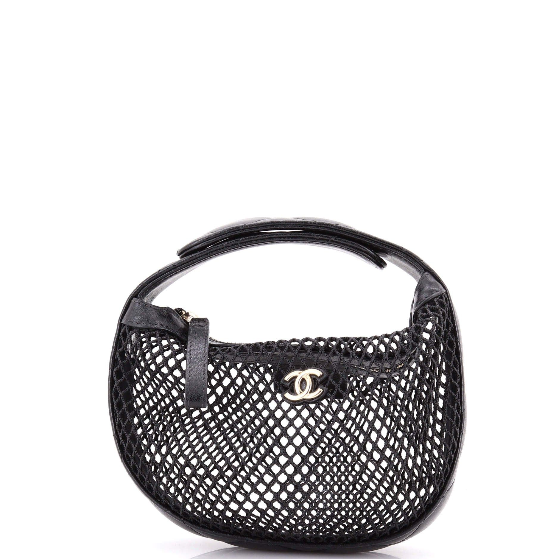 Chanel CC Hobo Pouch Bag Size ONE SIZE - 1 Thumbnail