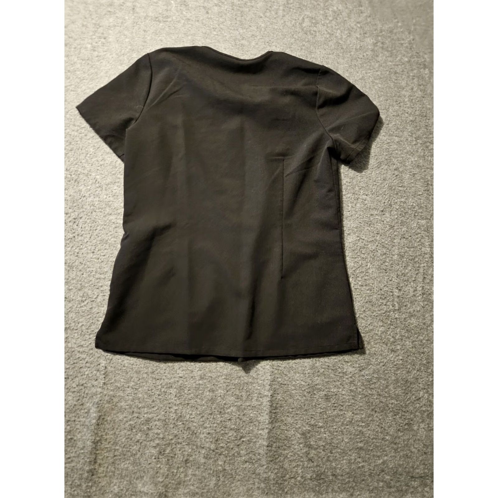 Vintage Figs Technical Collection Top Women's Small Black Short Sleeve V-Neck Size S / US 4 / IT 40 - 6 Thumbnail