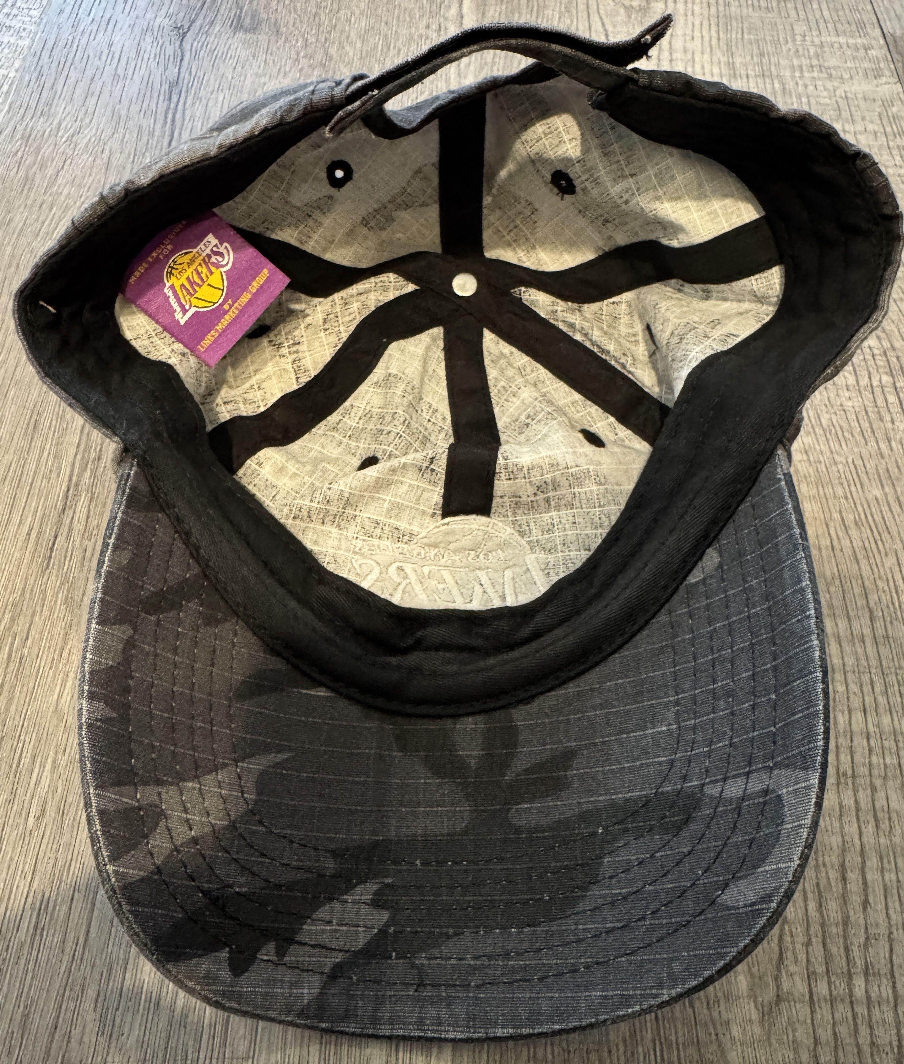 NBA Lakers Promo Giveaway Camo Hat Size ONE SIZE - 3 Thumbnail