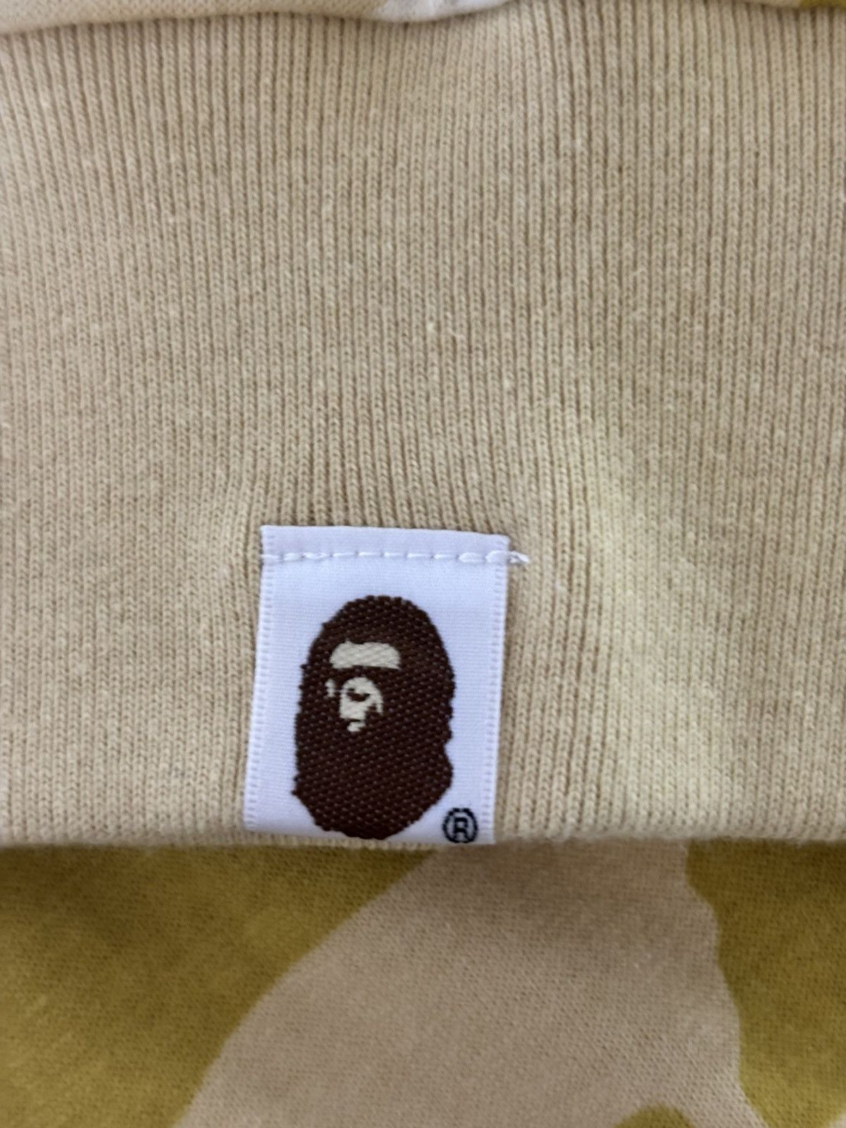 Bape BAPE YELLOW LONG SLEEVE SIZE L Size US L / EU 52-54 / 3 - 6 Thumbnail