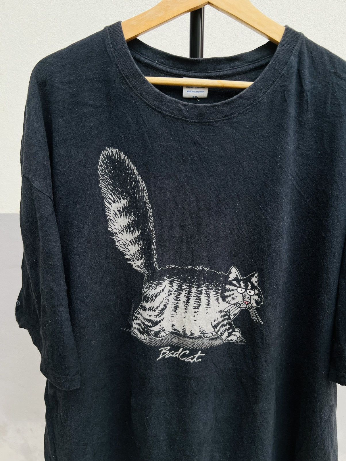 Vintage Vintage Crazy Shirts Bad Cat Oversized Tshirt Size US XXL / EU 58 / 5 - 2 Thumbnail