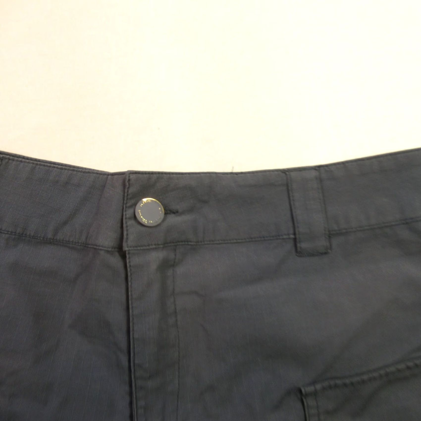 Vintage Kari Traa Women's Small Chino Shorts Gray Pockets Casual Outdoor Hiking Lightweight Size 28" / US 6 / IT 42 - 2 Thumbnail