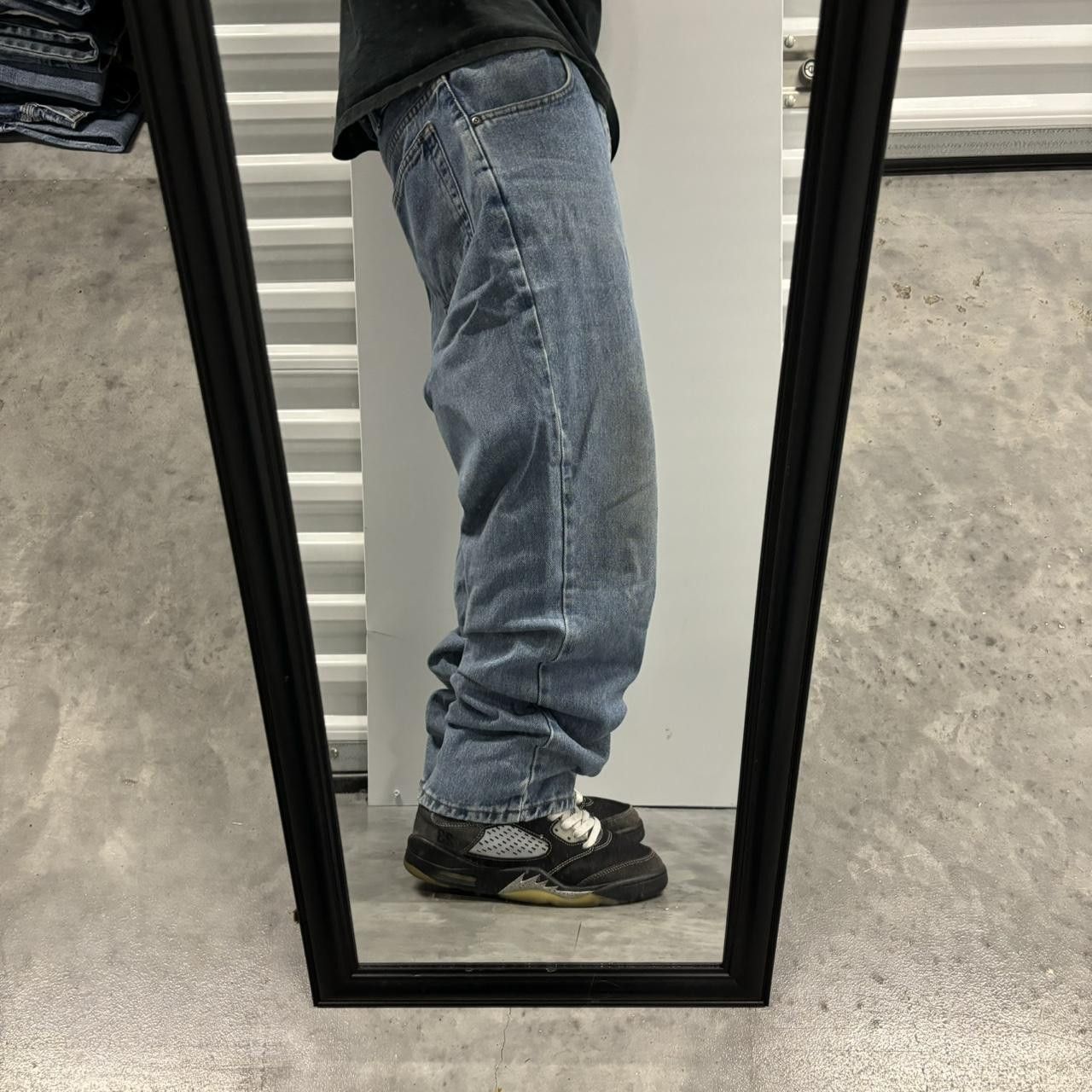 Japanese Brand × Vintage Crazy Vintage Y2K/2000s Medium Wash Essential Denim Jeans! Size US 34 / EU 50 - 2 Thumbnail