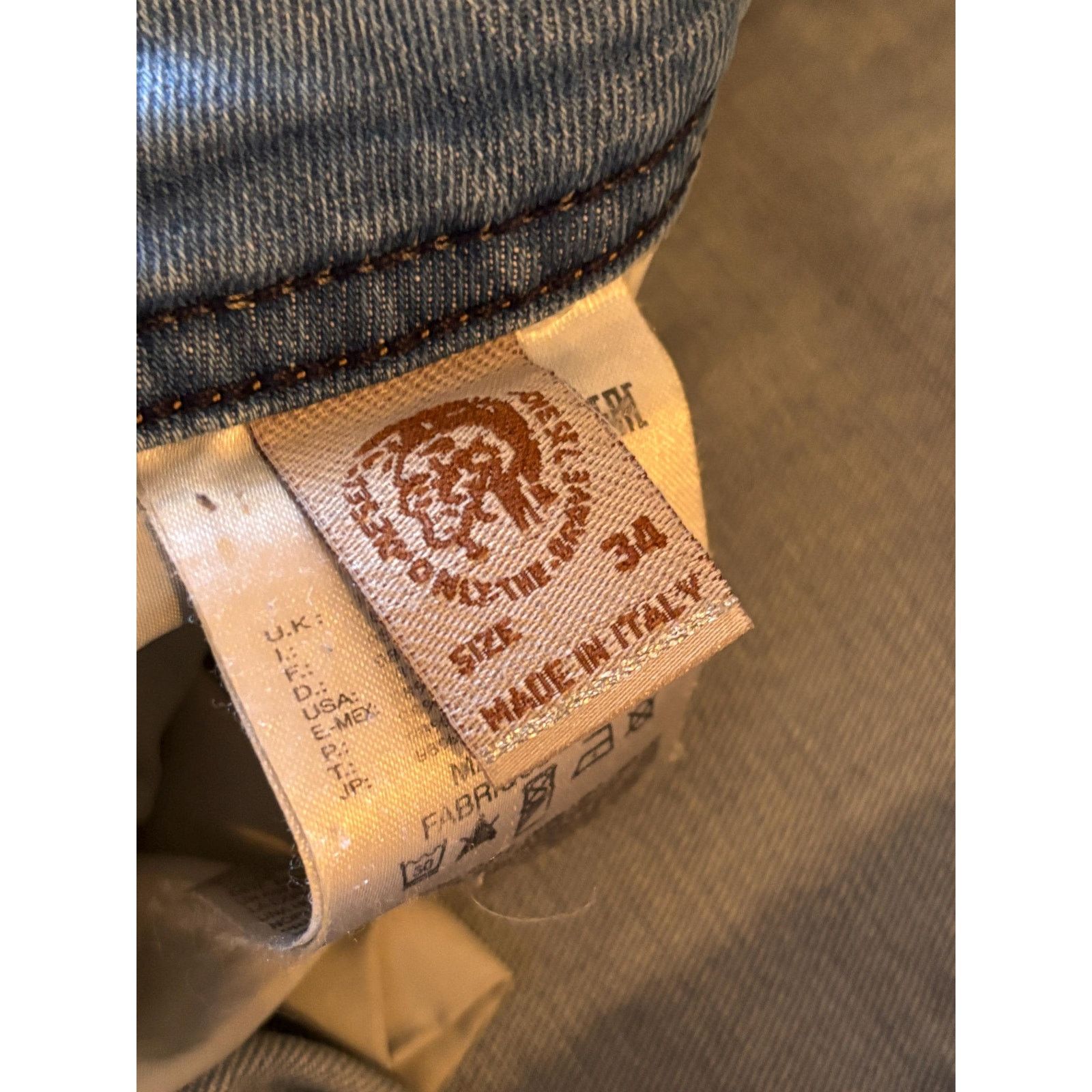 Diesel × Diesel Black Gold × Japanese Brand Diesel DNA W34 Italy Light Wash Button Fly Straight Leg Rare Size US 34 / EU 50 - 6 Thumbnail