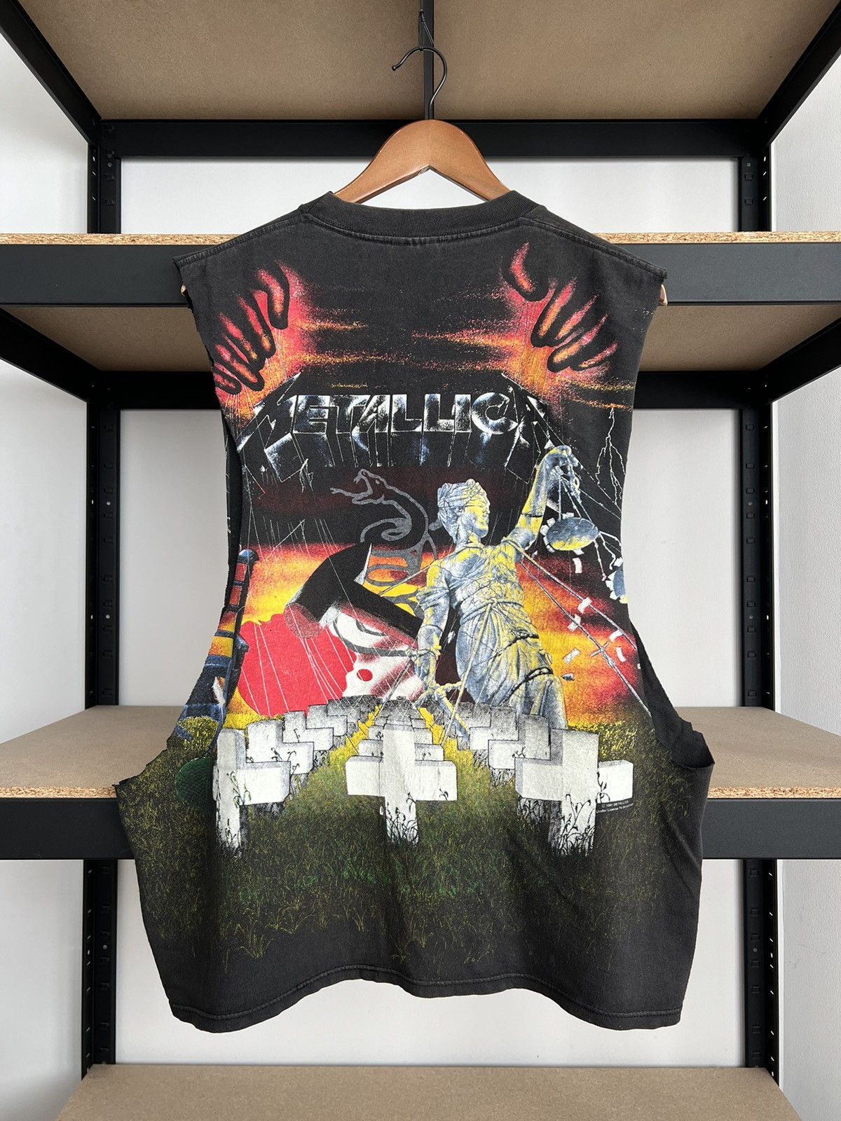 Band Tees Vintage 1991 Metallica Master Of Puppets AOP T-shirt Size US XL / EU 56 / 4 - 2 Thumbnail
