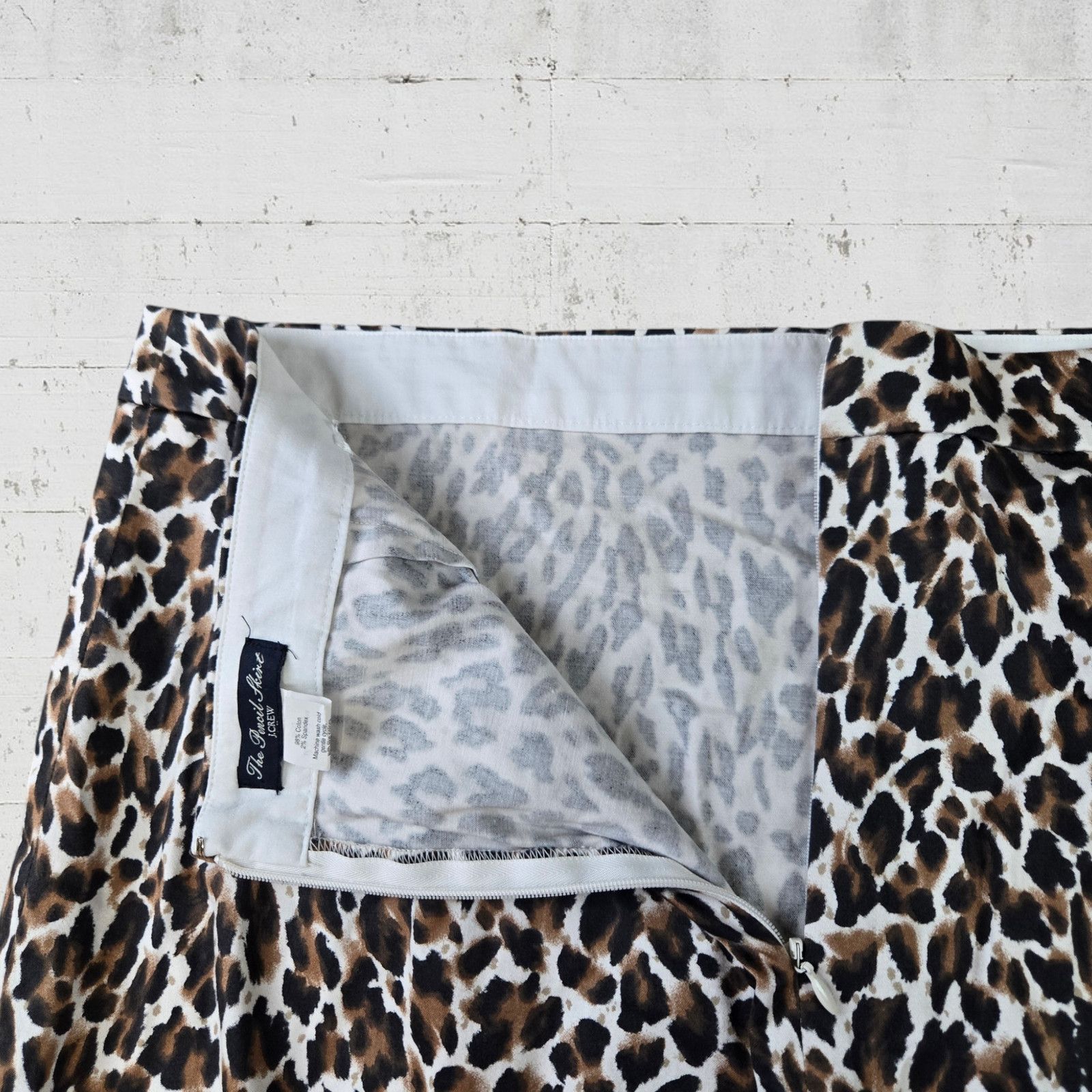 J.Crew J Crew Animal Print Knee Length Pencil Skirt Size 14 Size 36" / US 14 / IT 50 - 6 Thumbnail