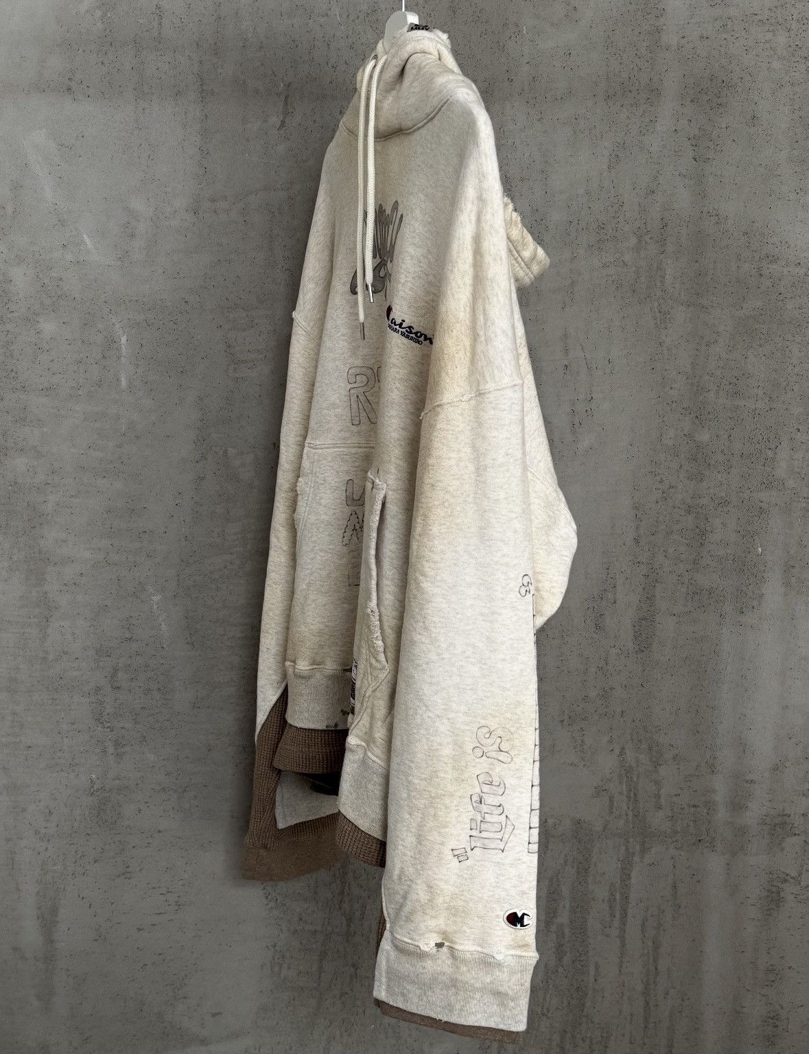 Maison MIHARA YASUHIRO Maison Mihara Yasuhiro Combined Graffiti Hoodie AW22 Size US L / EU 52-54 / 3 - 3 Thumbnail