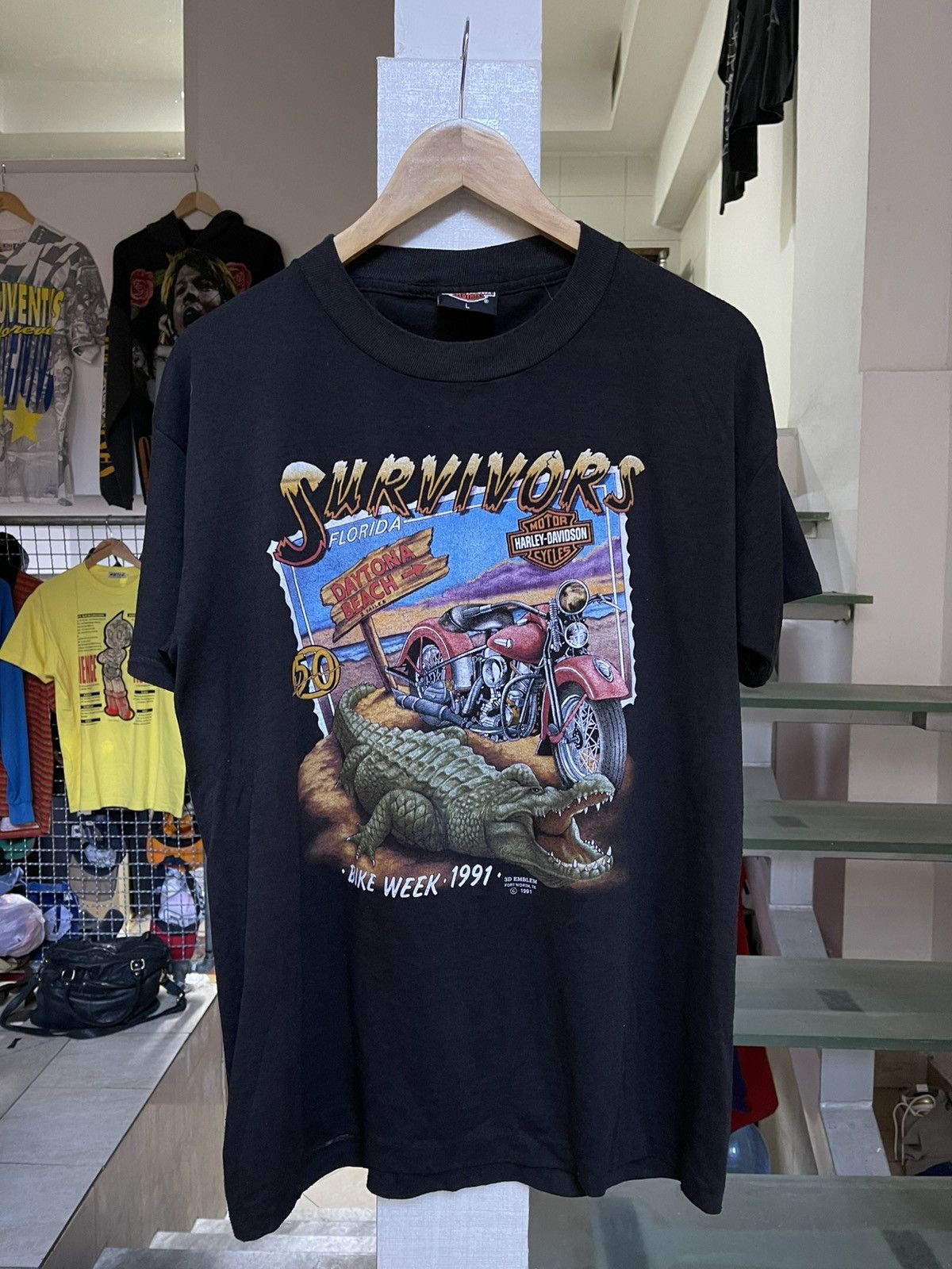 Harley Davidson Vintage Harley Davidson 3D Emblem 1991 tee Survivors Florida Size US L / EU 52-54 / 3 - 1 Thumbnail