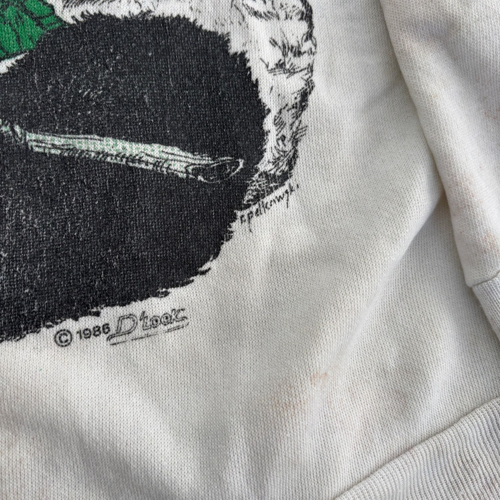 Vintage Vintage 80s thrashed panda sweatshirt size M Size US M / EU 48-50 / 2 - 4 Thumbnail