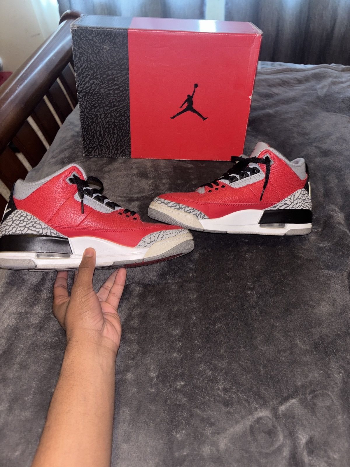 Jordan Brand Air Jordan 3 Retro SE “Red Cement” Size US 9 / EU 42 - 2 Thumbnail