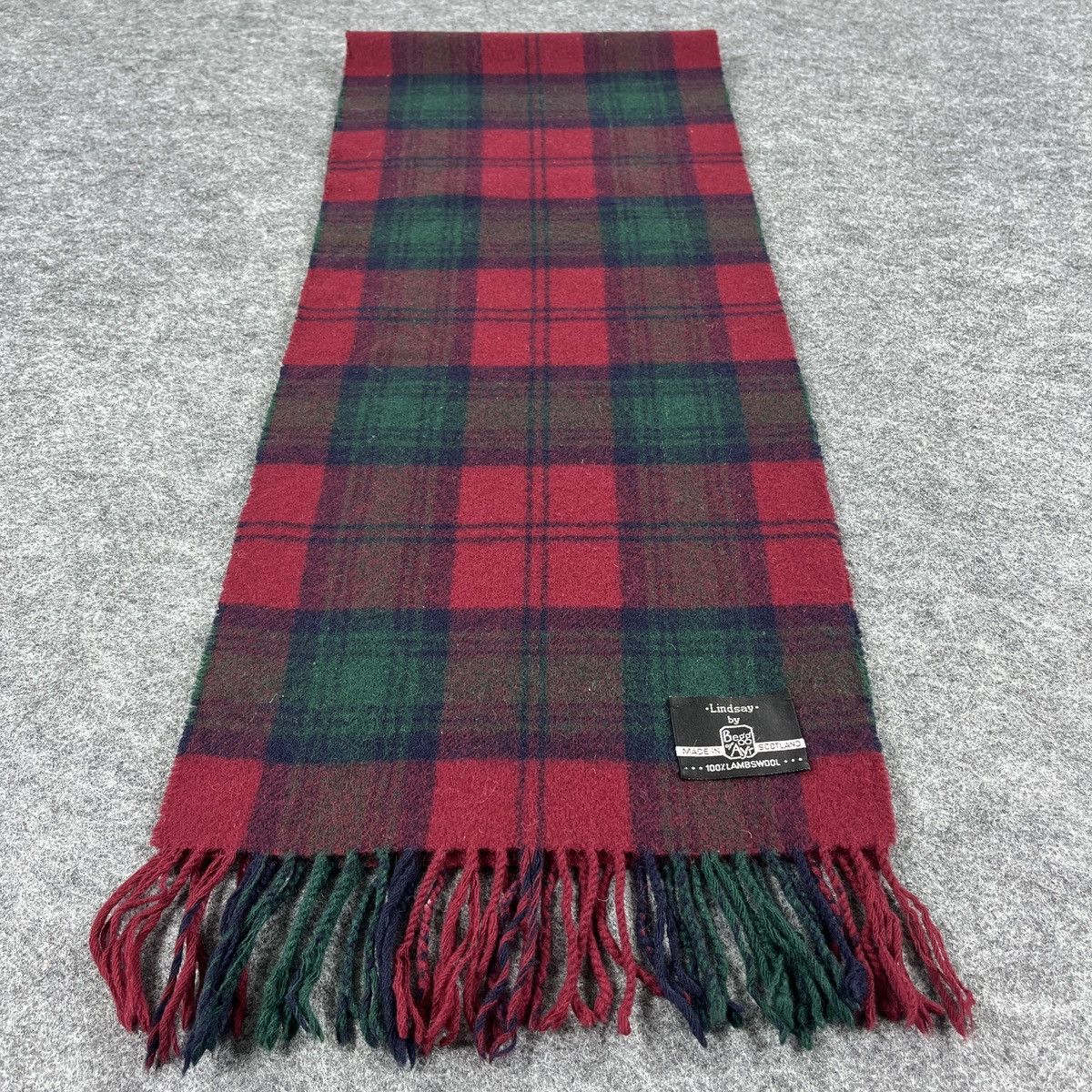 Begg & Co. Scarf / Muffler / Neckwear T1065