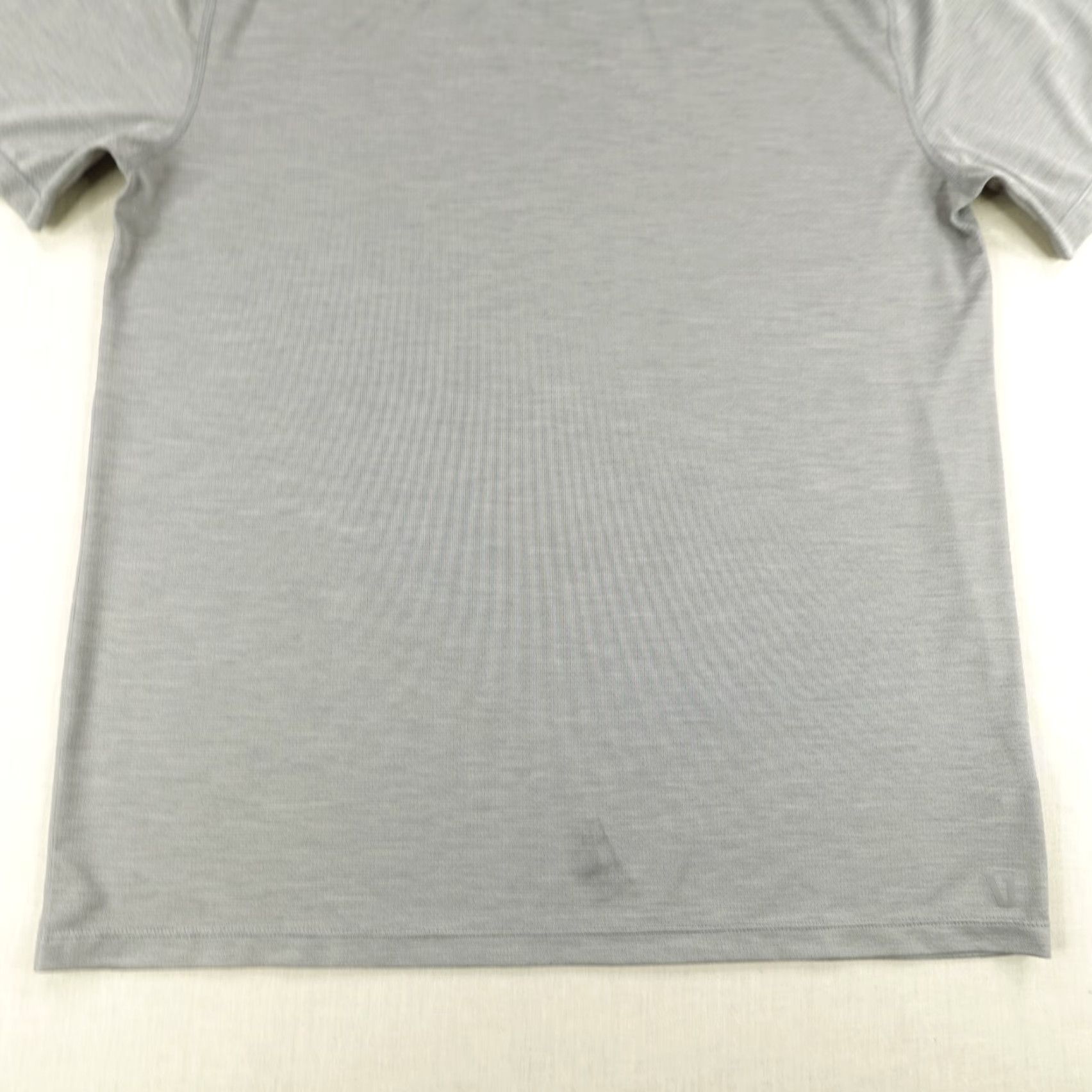Vuori Vuori Shirt Mens Large Gray Zephyr Tee Performance Athletic Workout Gym Fitness Size US L / EU 52-54 / 3 - 3 Thumbnail