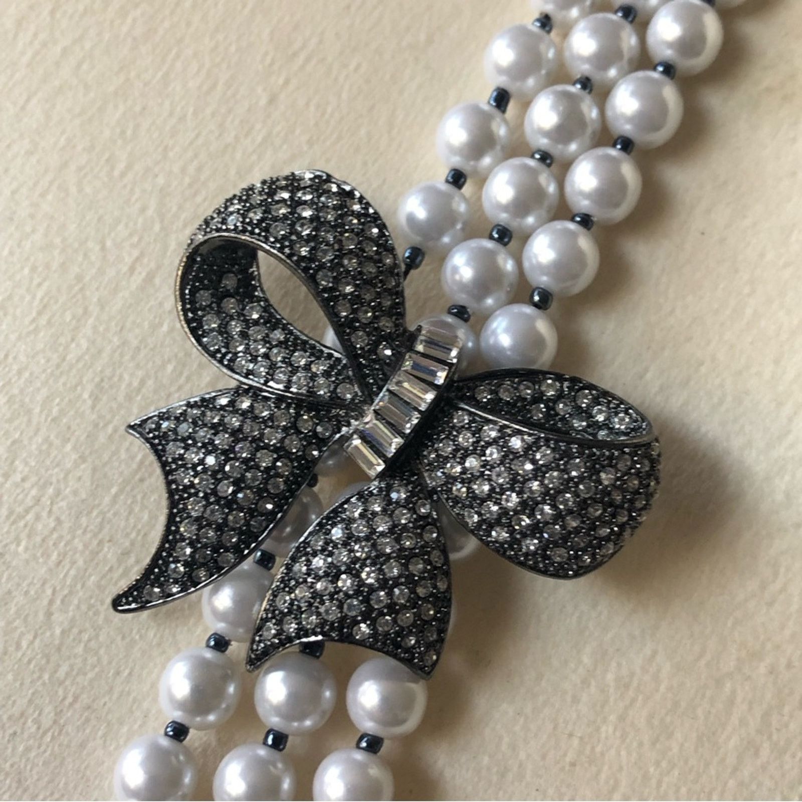 Jewelry R.J. Graziano triple strand graduated white pearl necklace Size ONE SIZE - 5 Thumbnail