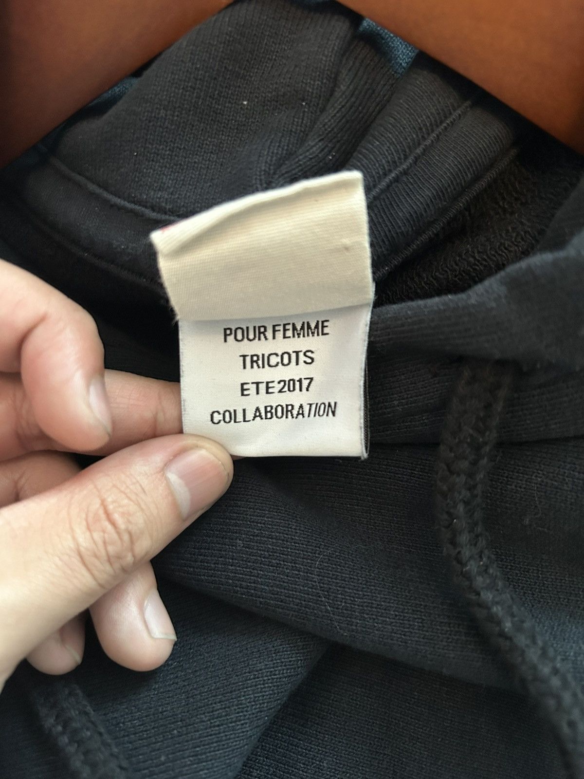 Vetements Vetements Champion Shrunken Hoodie Size S / US 4 / IT 40 - 6 Thumbnail