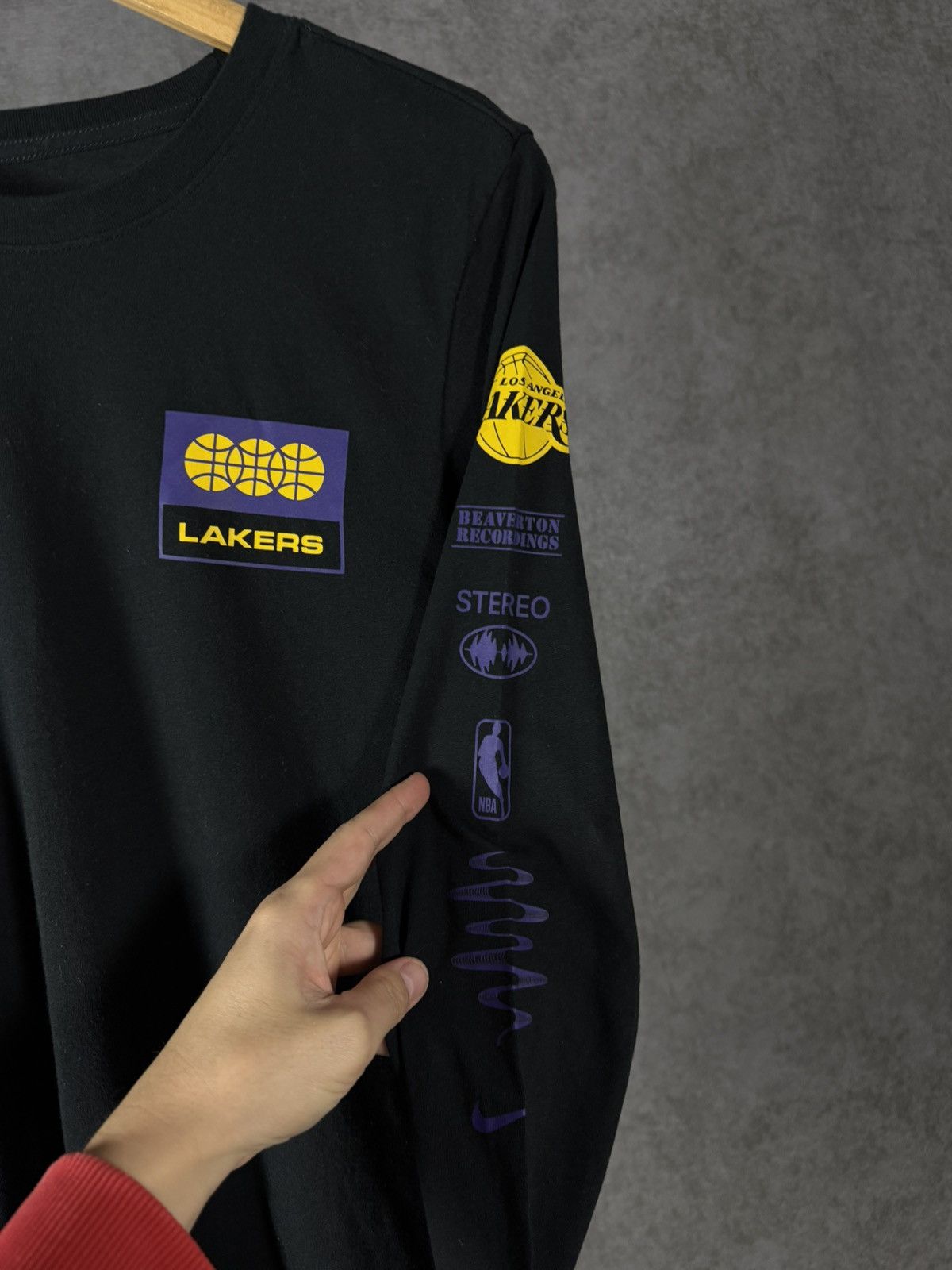 Nike Nike x Lakers overprinted longsleeve Size US S / EU 44-46 / 1 - 6 Thumbnail