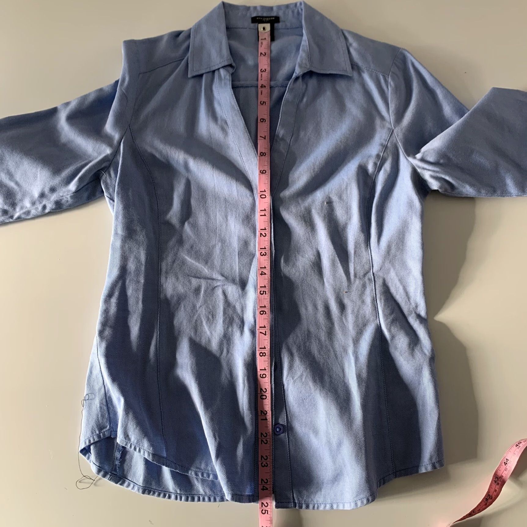 Ann Taylor Ann Taylor Button-Front Long Sleeve Shirt Womens Size 4 Blue Pinstripe Size S / US 4 / IT 40 - 4 Thumbnail