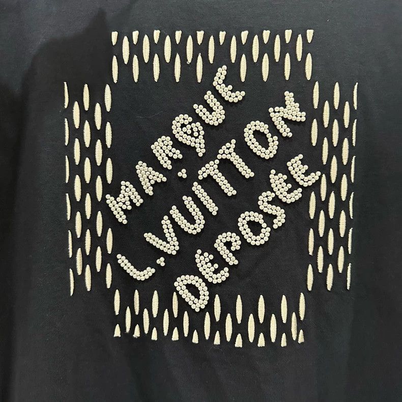 Louis Vuitton Louis Vuitton Beaded logo short sleeve 2505-Nextarrow Size US XXL / EU 58 / 5 - 6 Thumbnail
