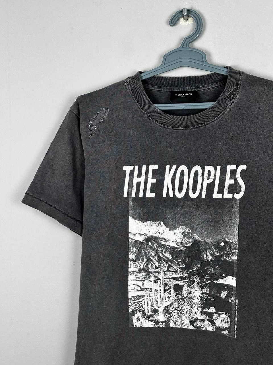 The Kooples The Kooples Paris Distressed Faded Graphic T Shirt Size US L / EU 52-54 / 3 - 3 Thumbnail