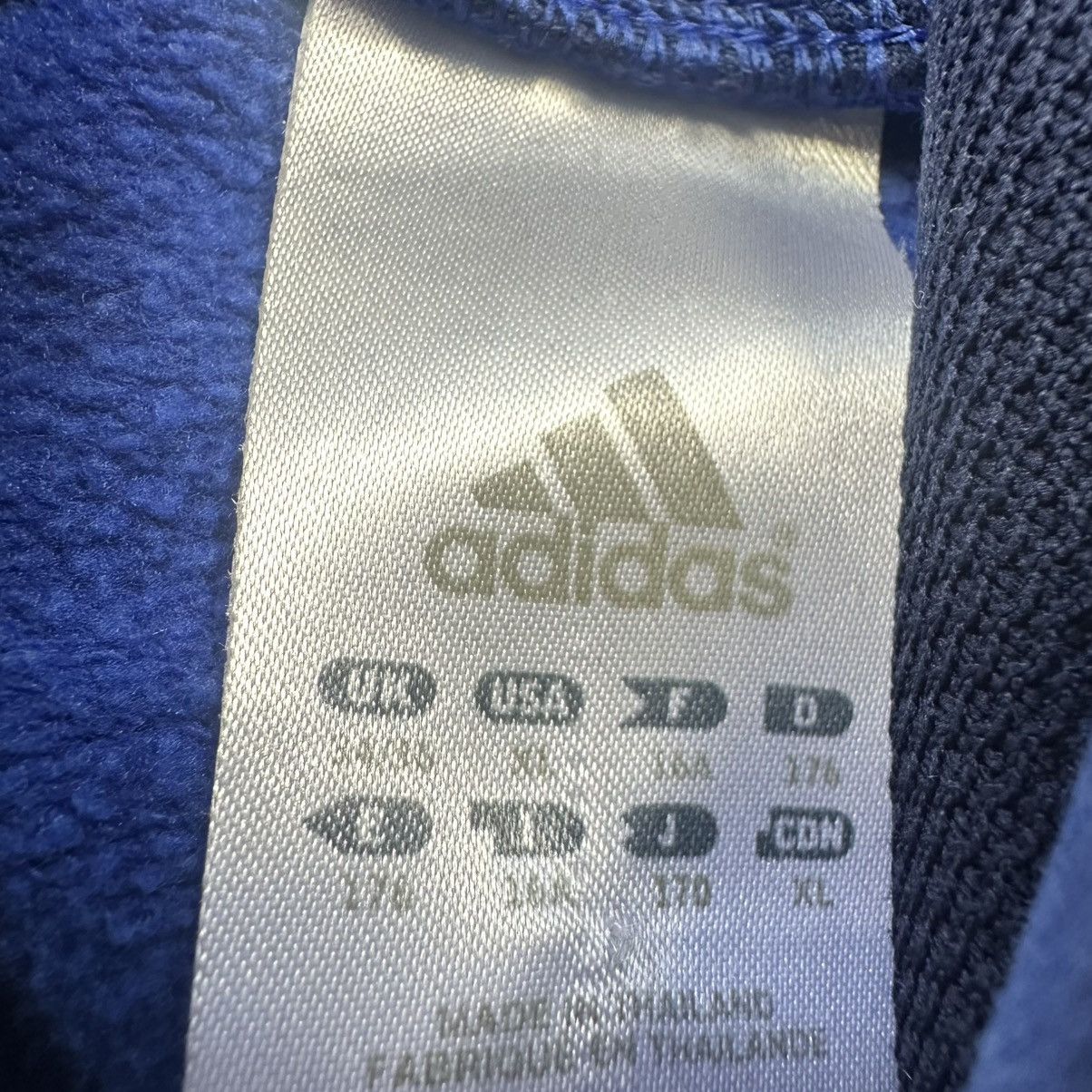 Adidas Vintage Y2K Blue Adidas Big Logo Baggy Skater Hoodie Size US XL / EU 56 / 4 - 4 Thumbnail