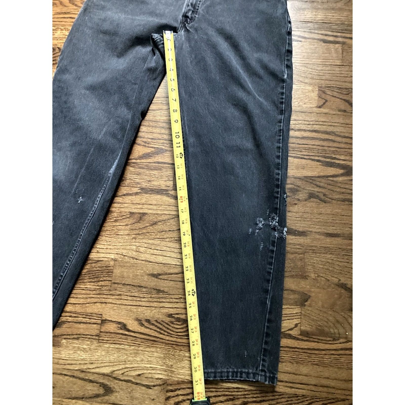 Levi's VTG Levis 560 Jeans Mens 33x32 Faded Black Distressed Denim USA Made Tapered 5-Pocket Pull Zip Size US 33 - 4 Thumbnail