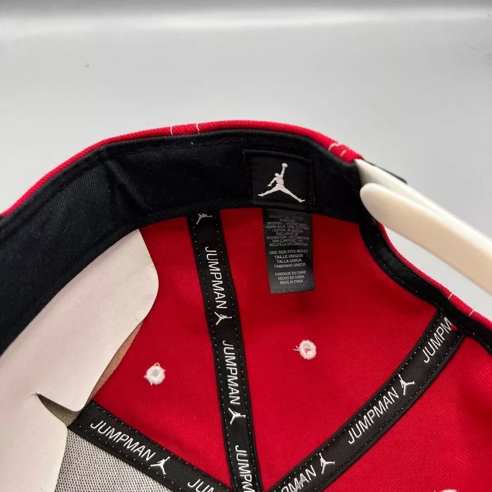 Jordan Brand Air Jordan Hat Men Red Embroidered Jumpman Snap Back Cap Size ONE SIZE - 4 Thumbnail