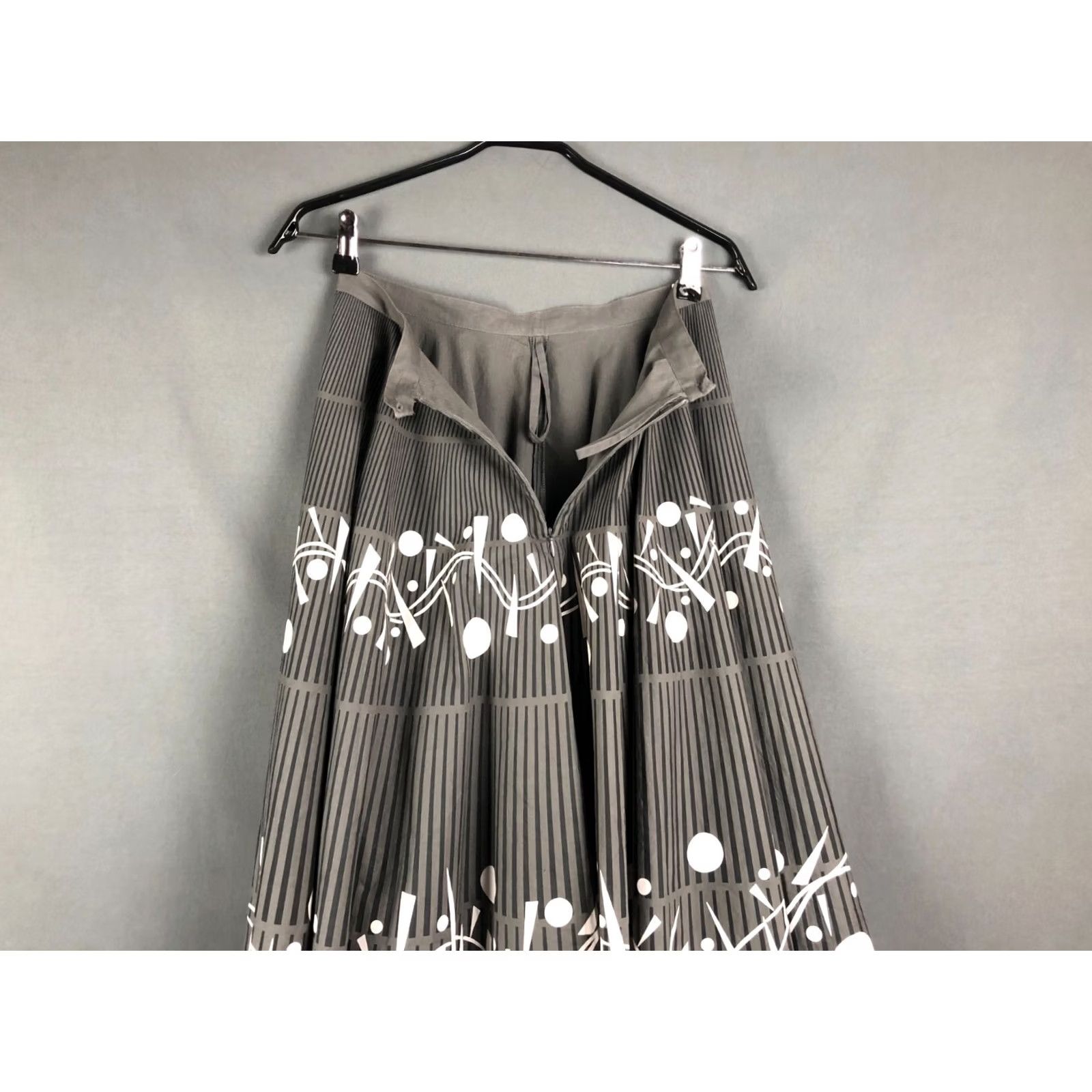Vintage Toast Gray Cotton Flare Skirt Women's 8 Side Zip Knee Length Ruffle Patterned Vintage No Size 30" / US 8 / IT 44 - 4 Thumbnail